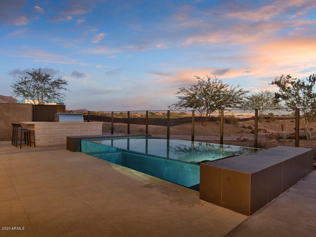 DESERT MOUNTAIN - Residential