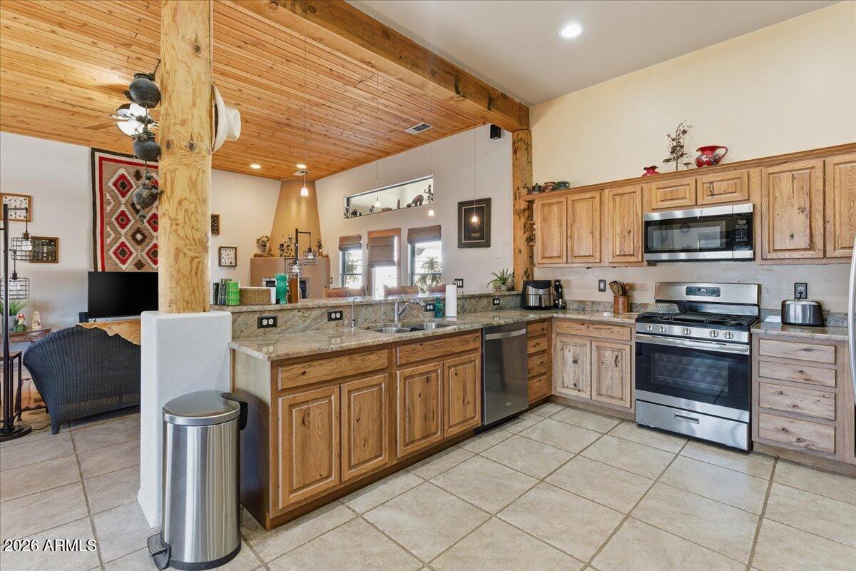 RIVER RANCH ESTATES - Residential