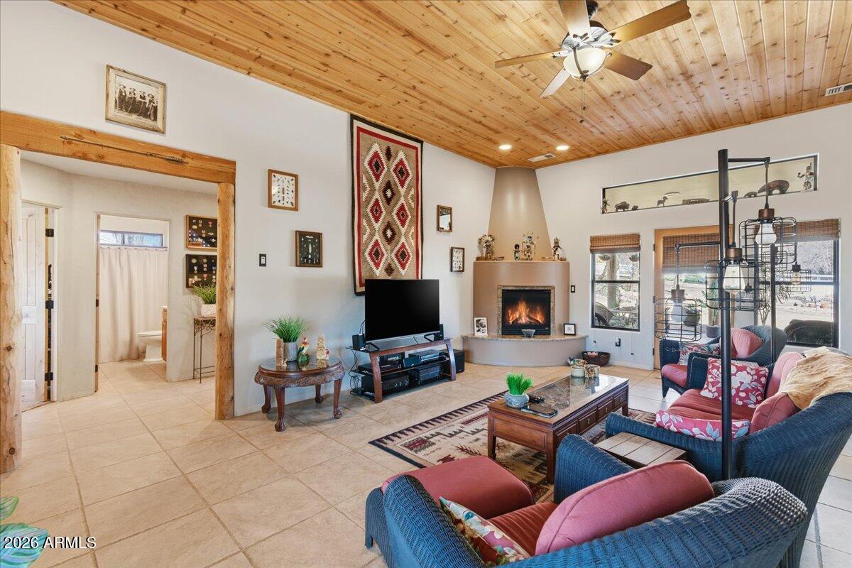 RIVER RANCH ESTATES - Residential