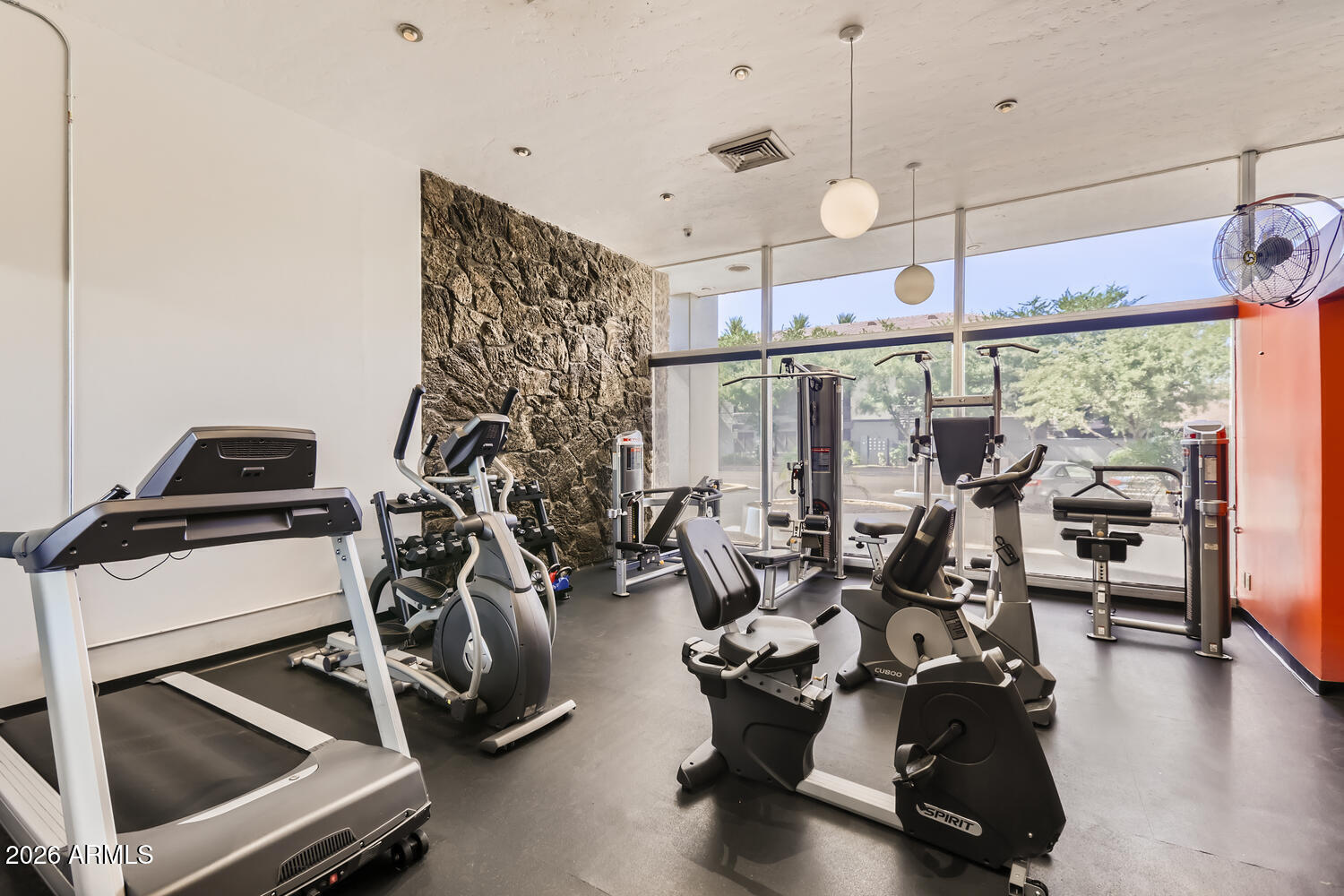 EXECUTIVE TOWERS - Residential Lease