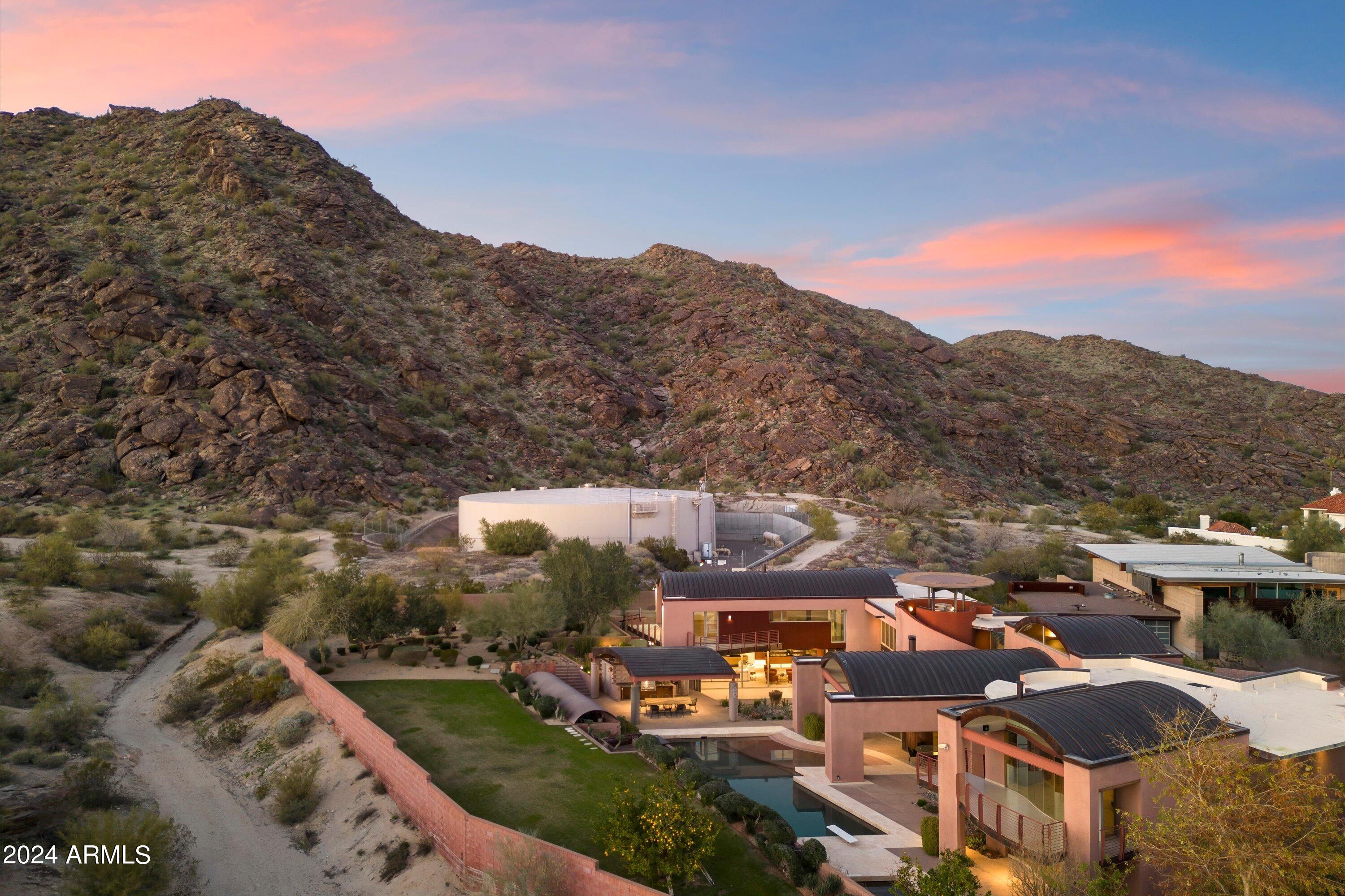 AHWATUKEE CUSTOM EST - Residential