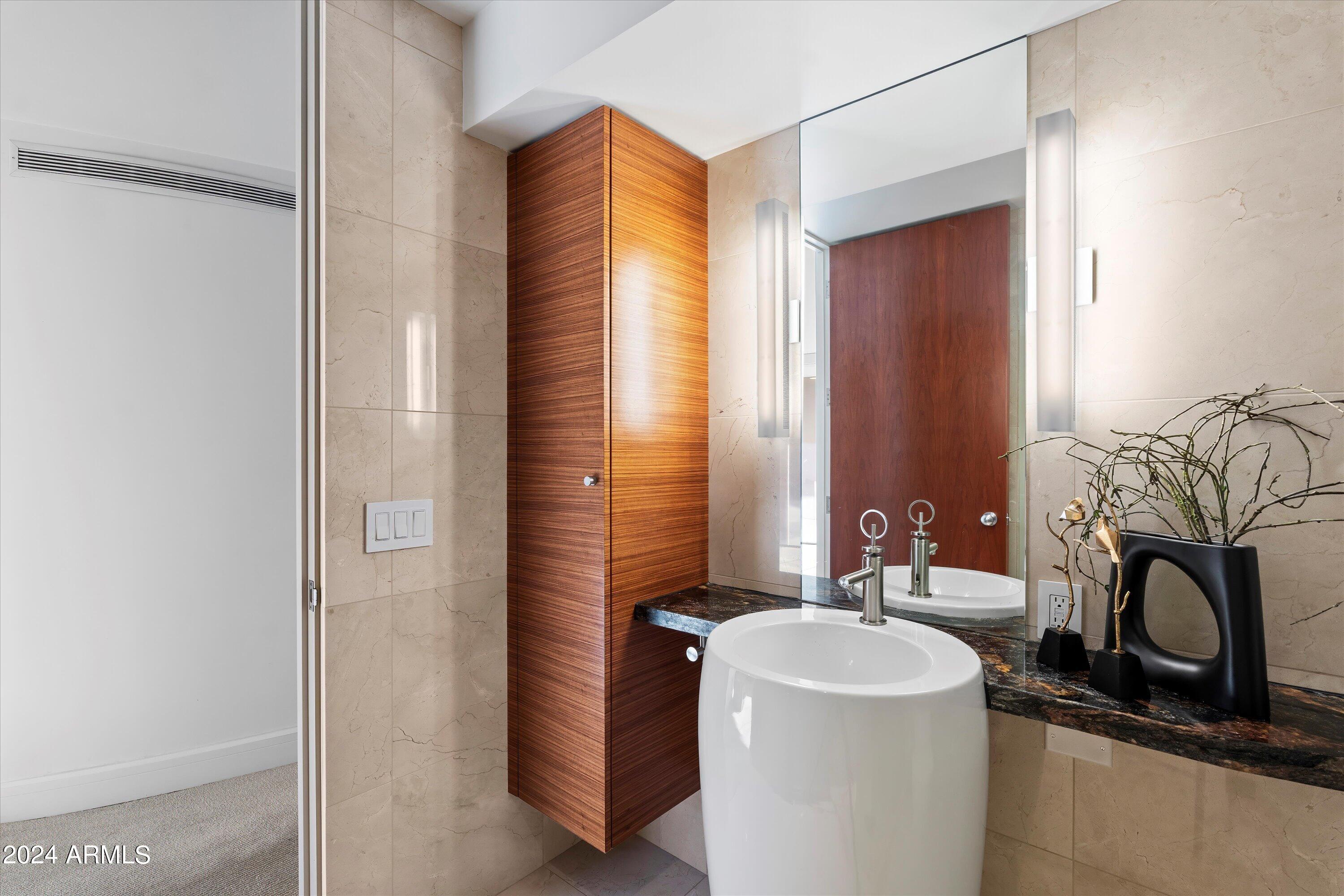 AHWATUKEE CUSTOM EST - Residential