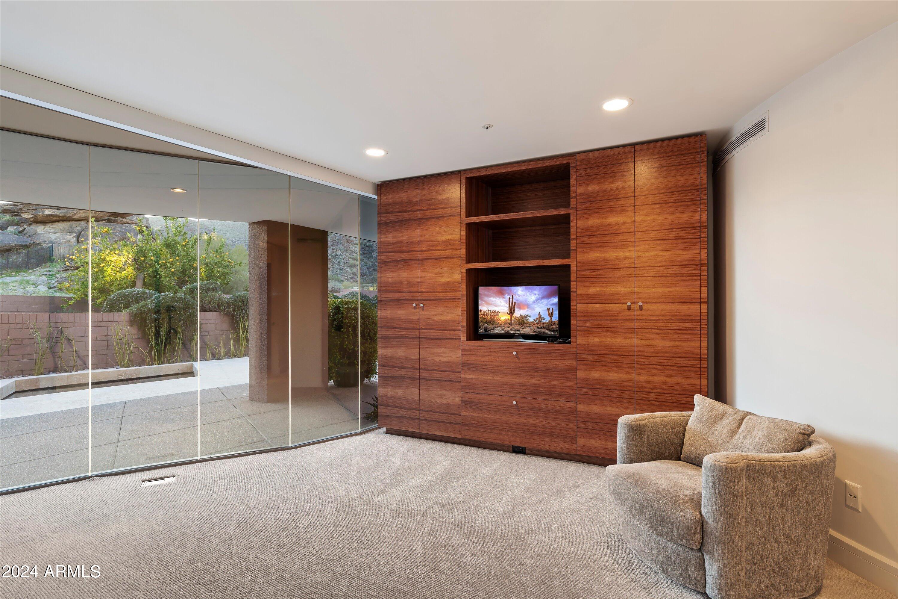 AHWATUKEE CUSTOM EST - Residential