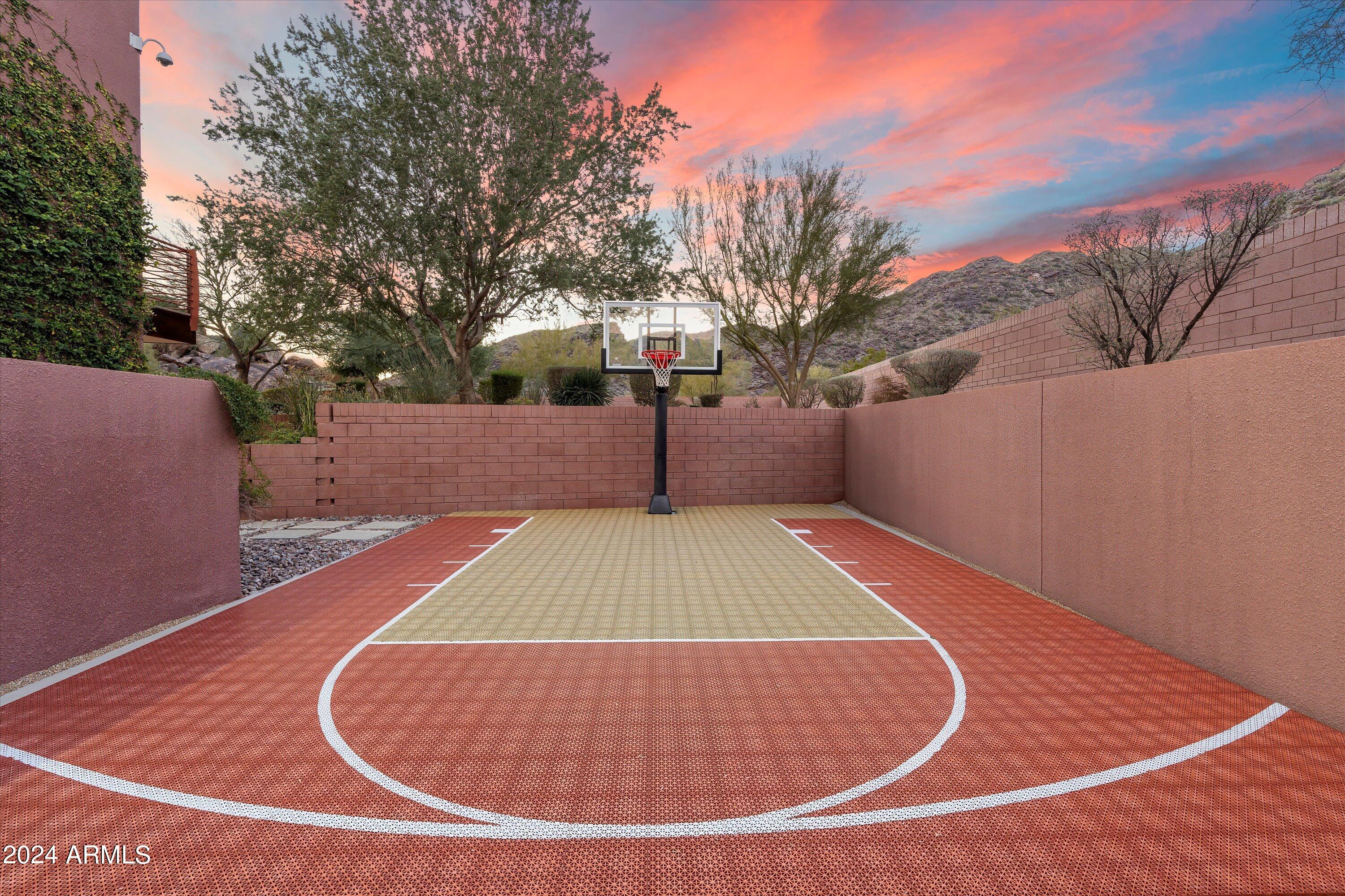AHWATUKEE CUSTOM EST - Residential