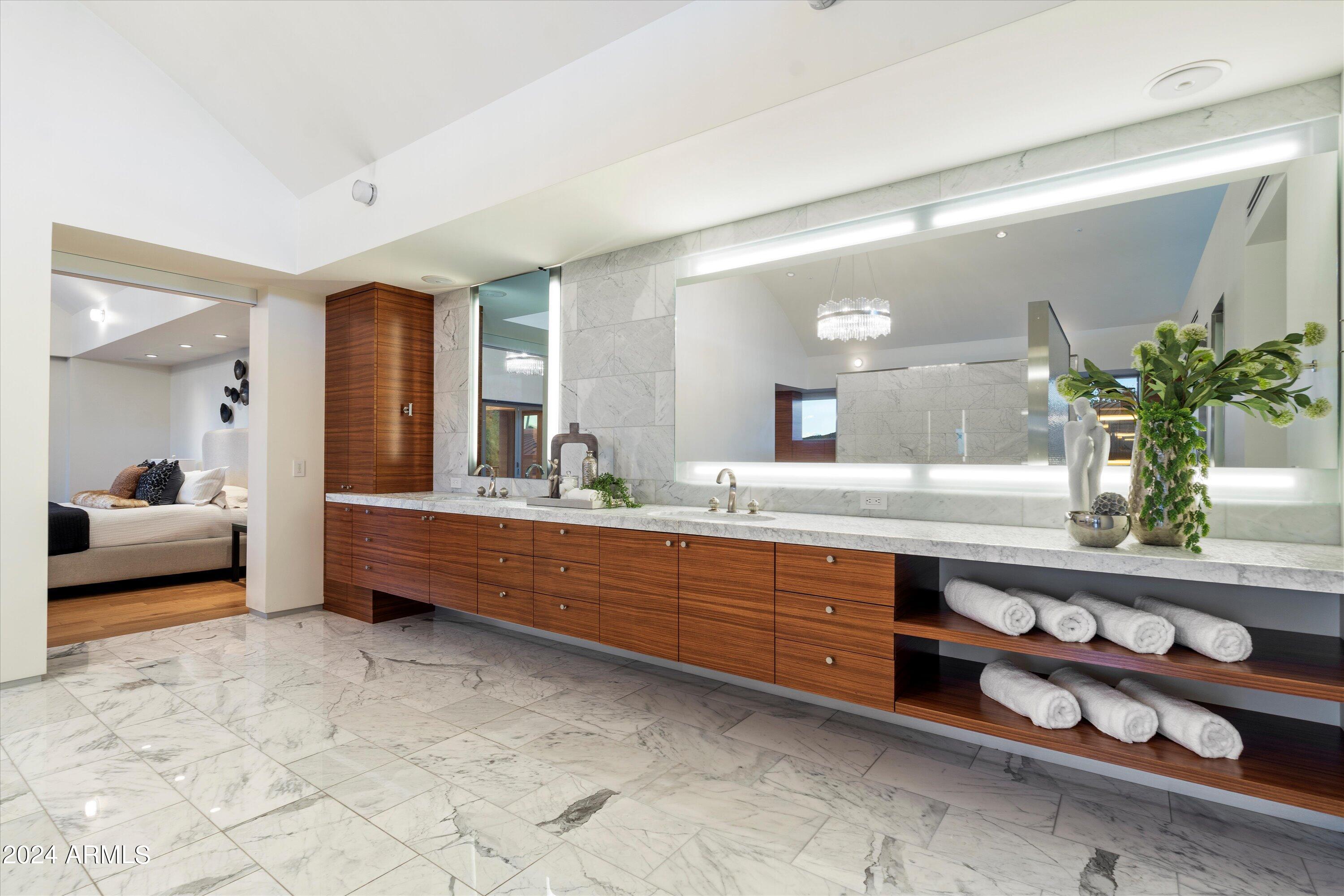 AHWATUKEE CUSTOM EST - Residential