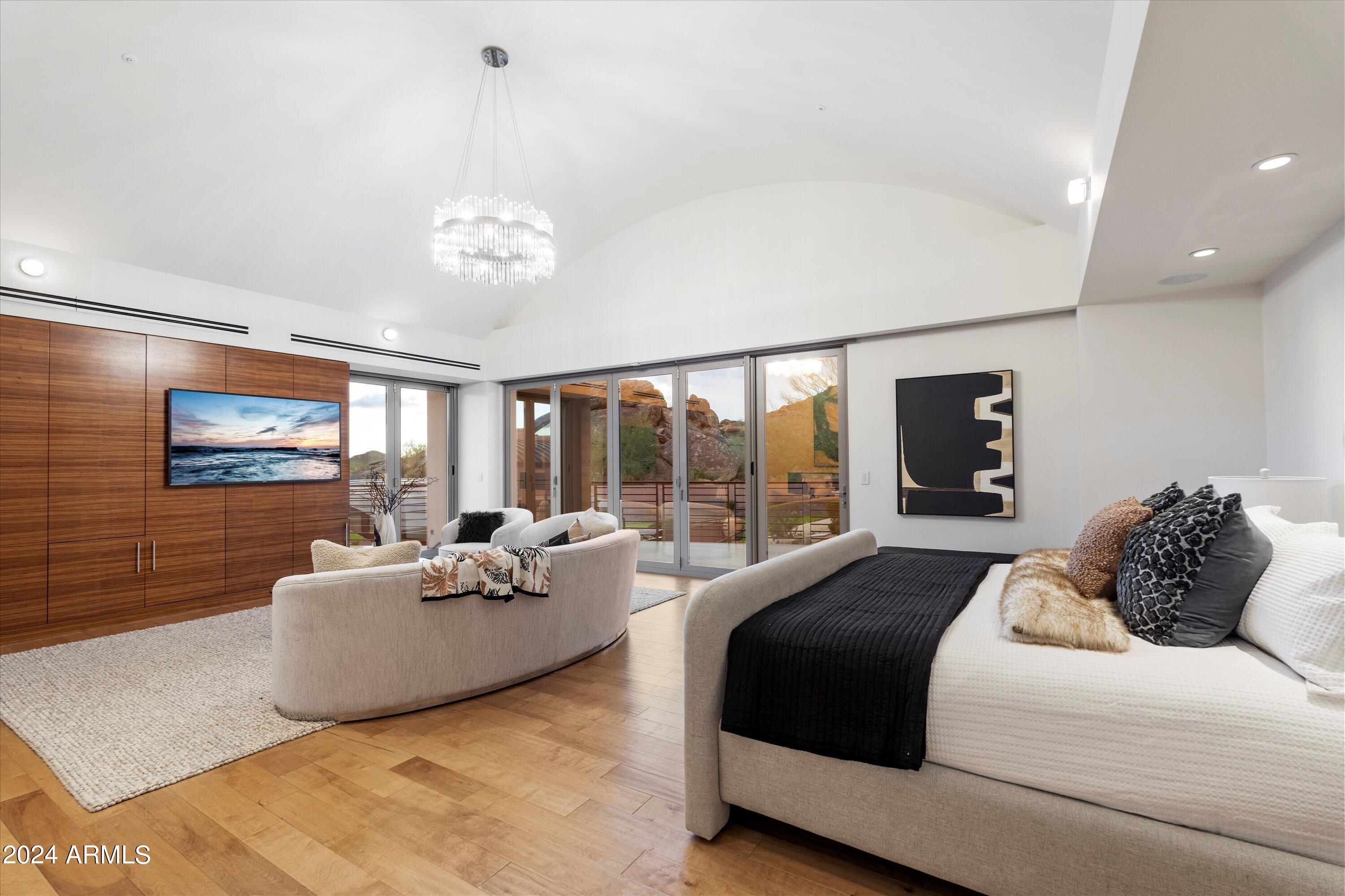 AHWATUKEE CUSTOM EST - Residential