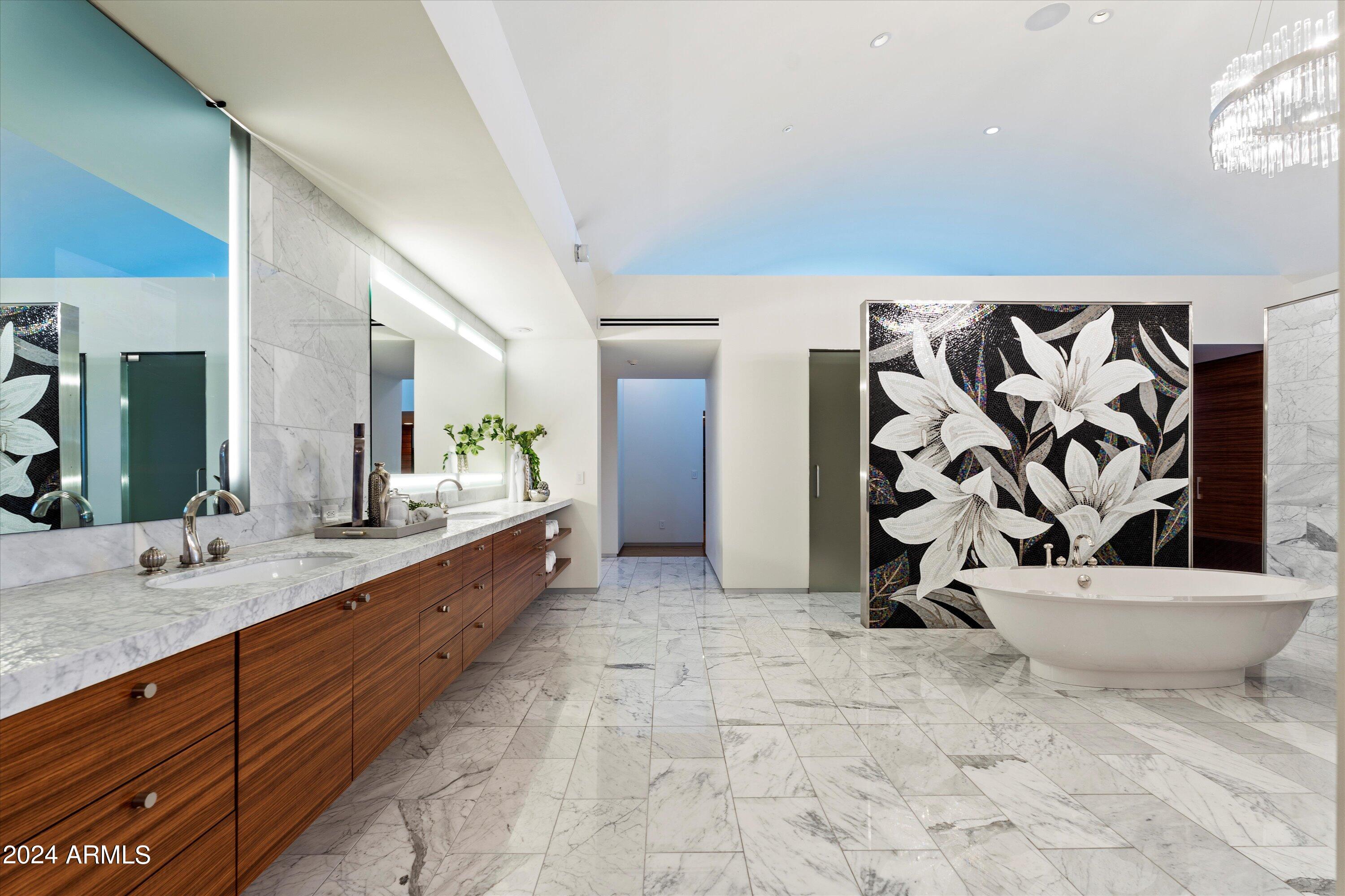 AHWATUKEE CUSTOM EST - Residential