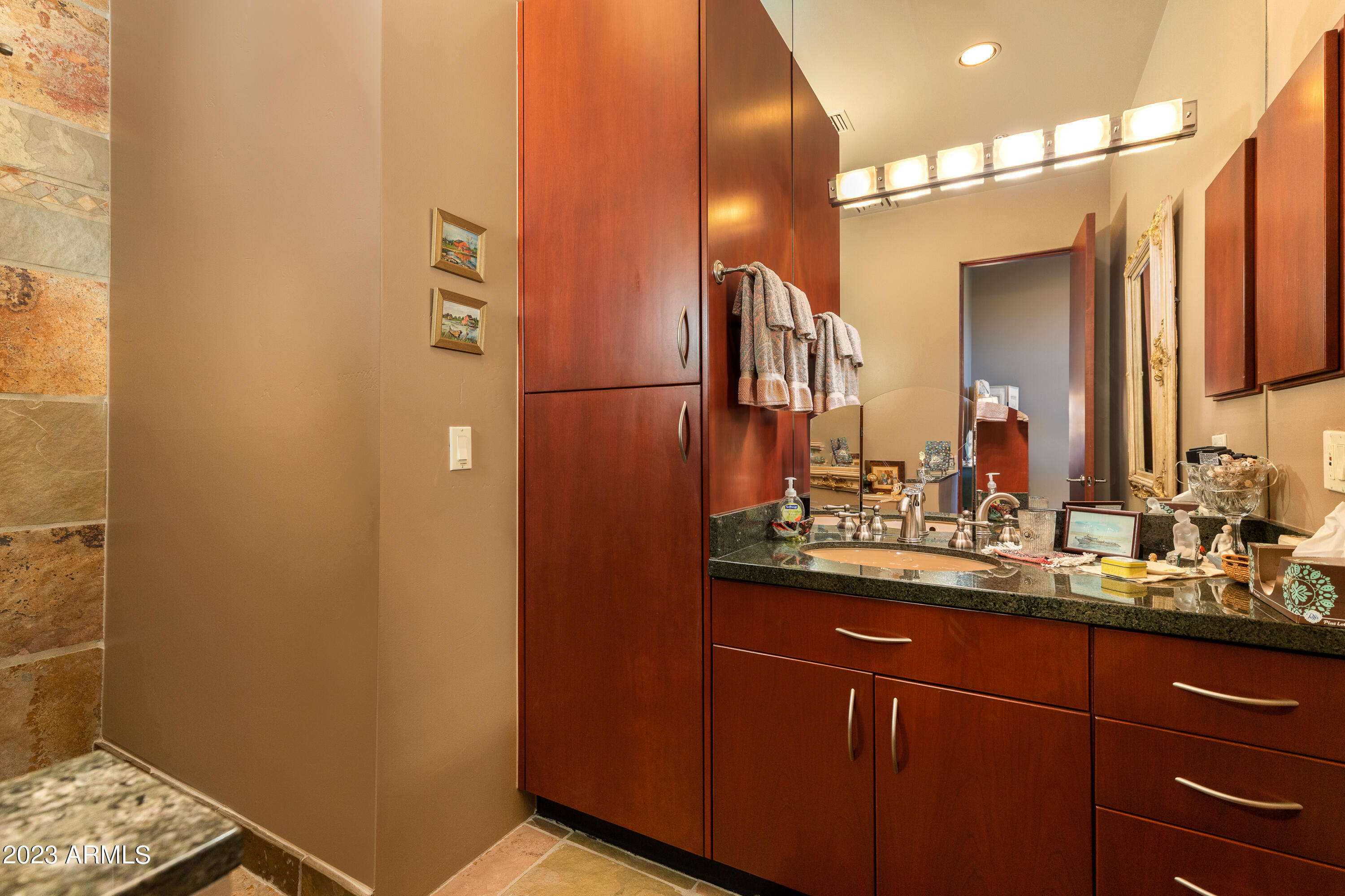 DESERT MOUNTAIN PHASE 1 UNIT 1 LOT 1-205 TR A - Residential