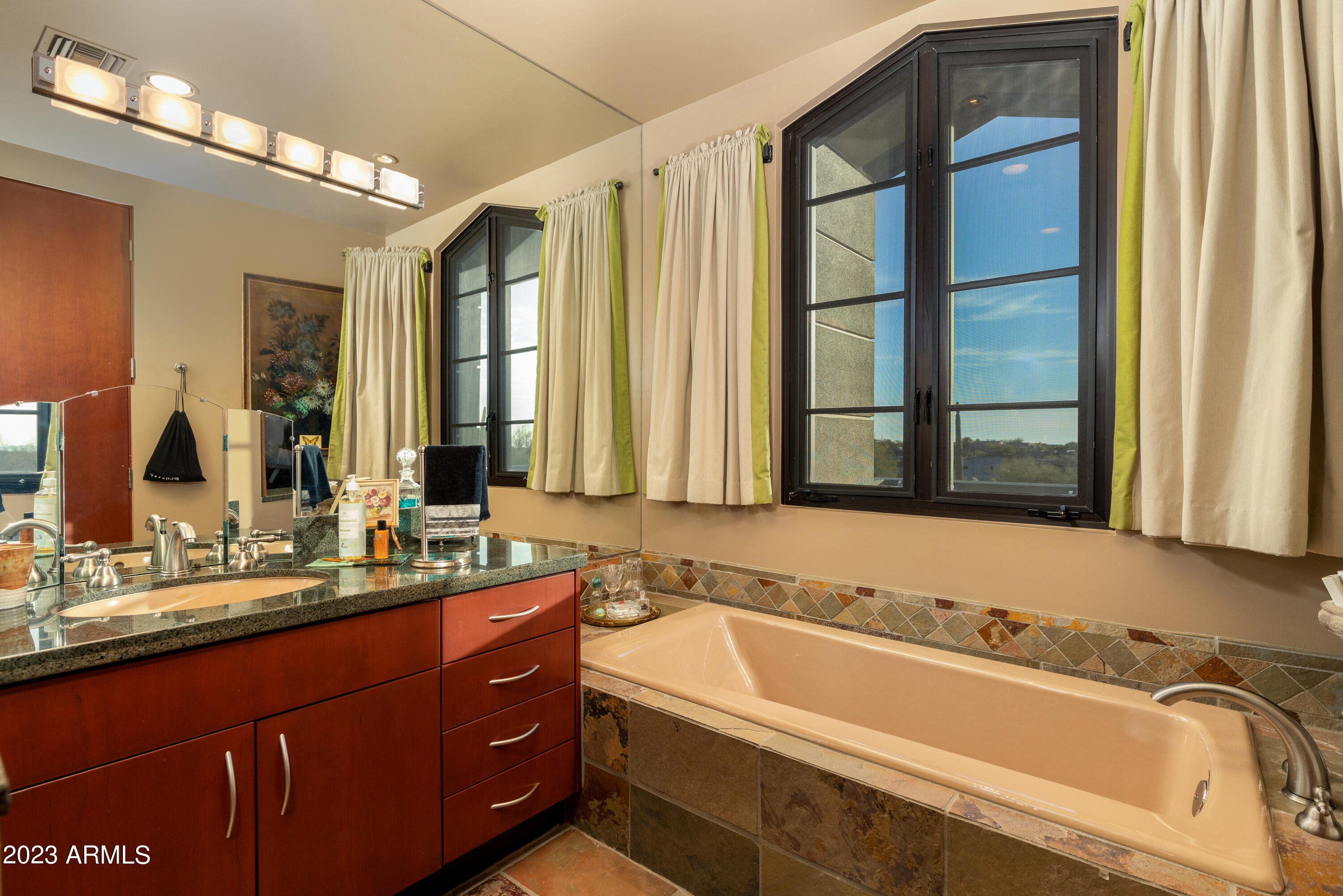 DESERT MOUNTAIN PHASE 1 UNIT 1 LOT 1-205 TR A - Residential
