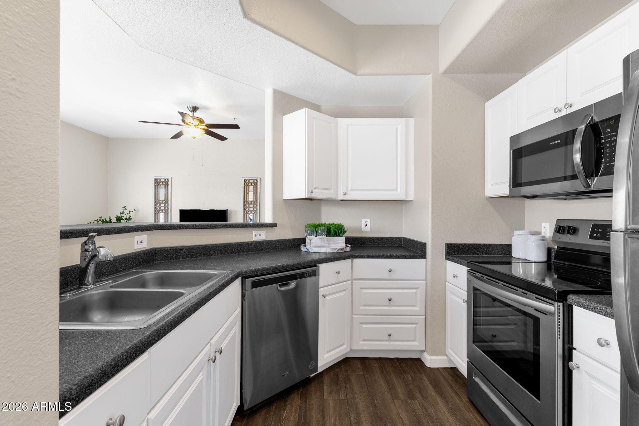 FOUR PEAKS VISTA CONDOMINIUM - Residential