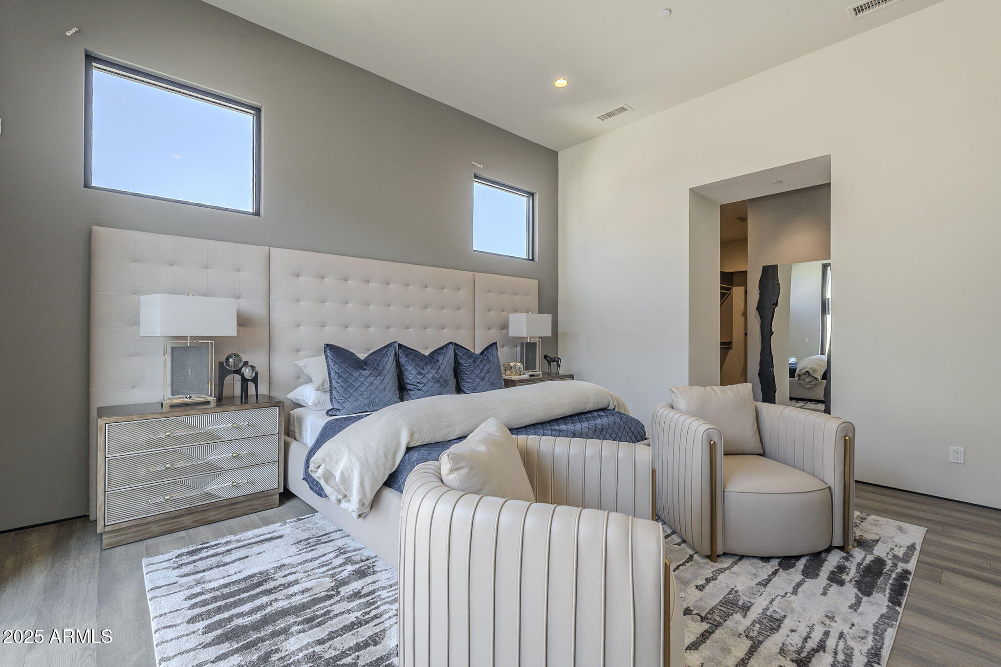PHOENICIAN - Residential