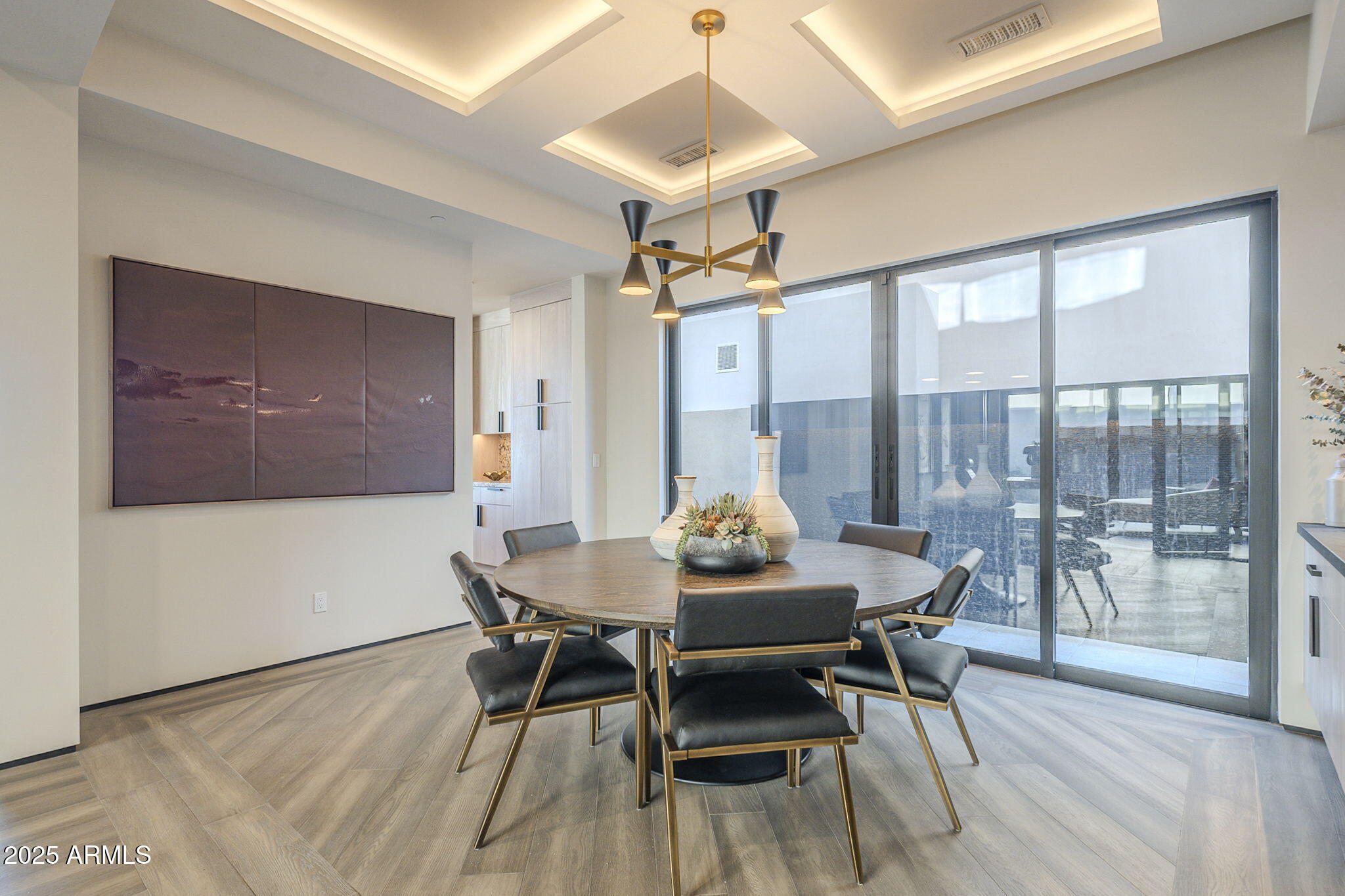 PHOENICIAN - Residential