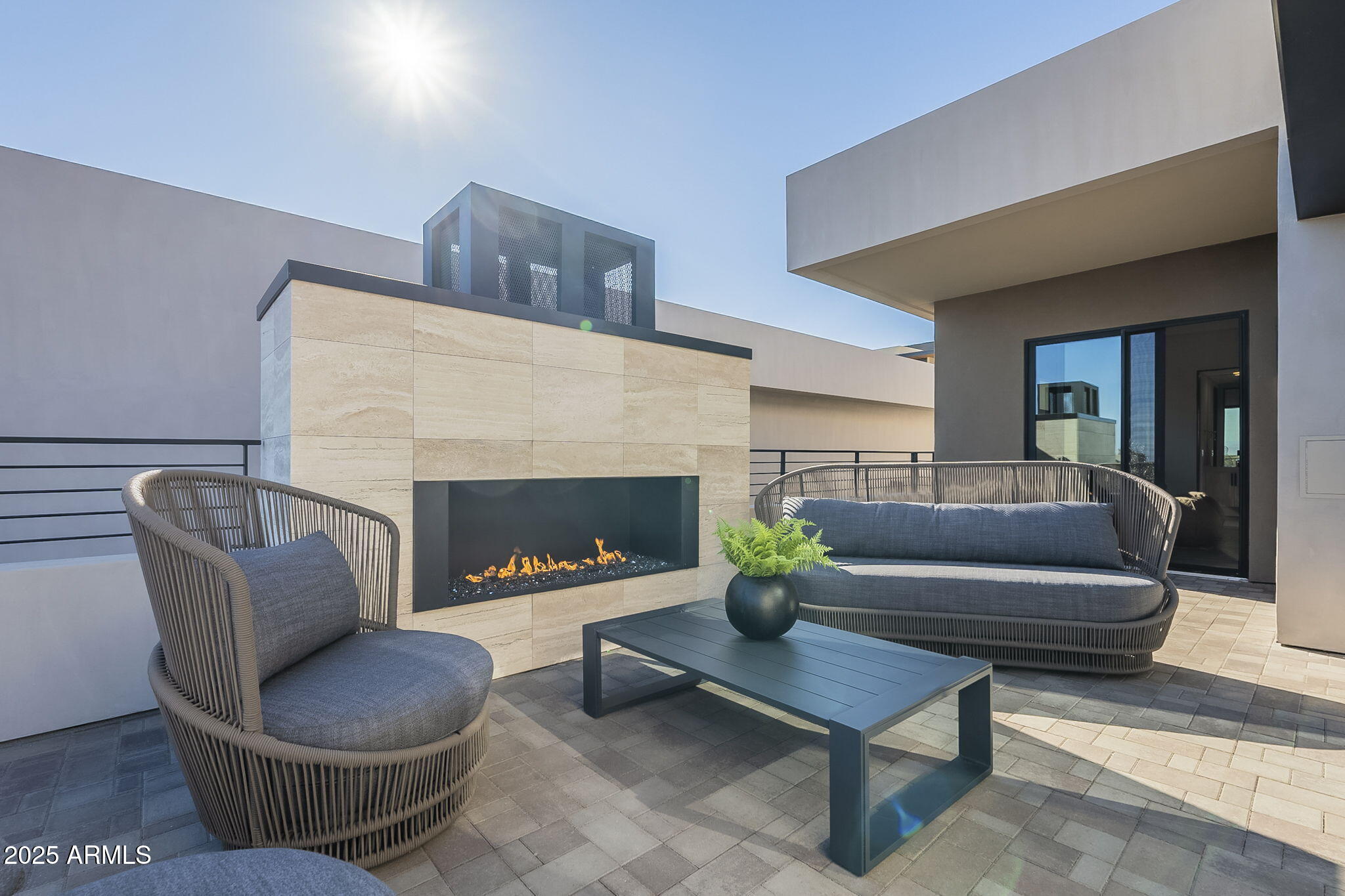 PHOENICIAN - Residential