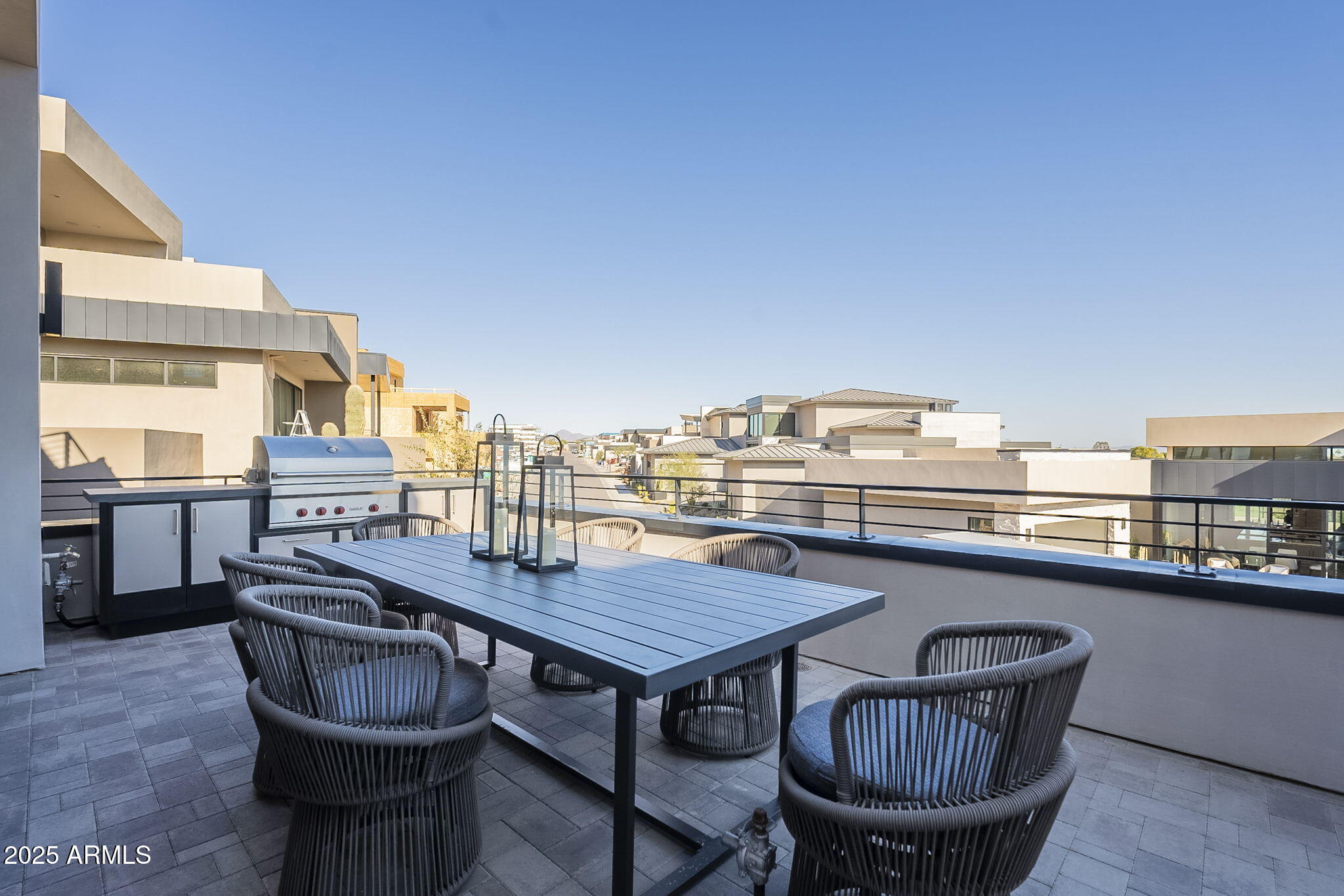 PHOENICIAN - Residential