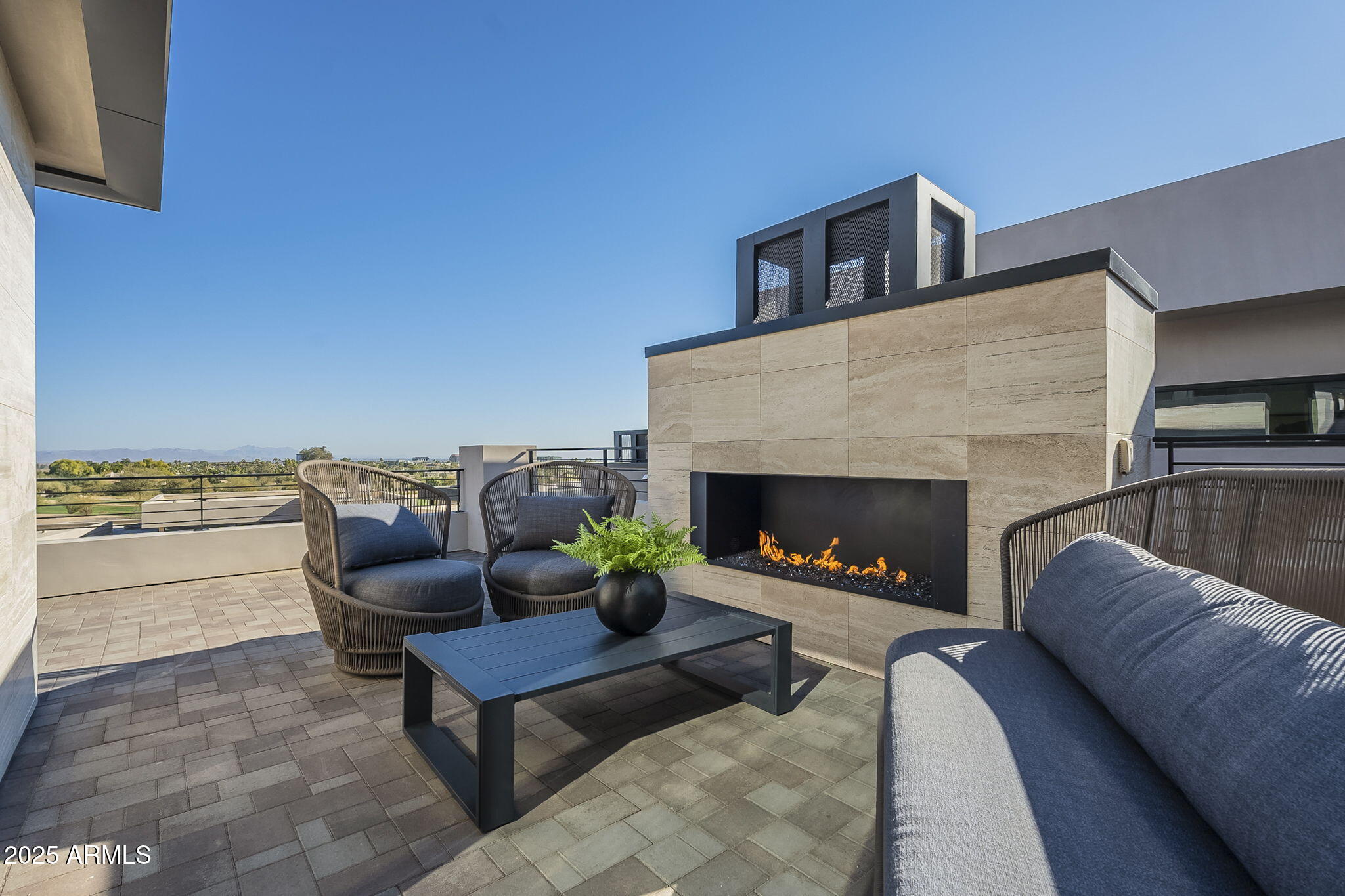 PHOENICIAN - Residential
