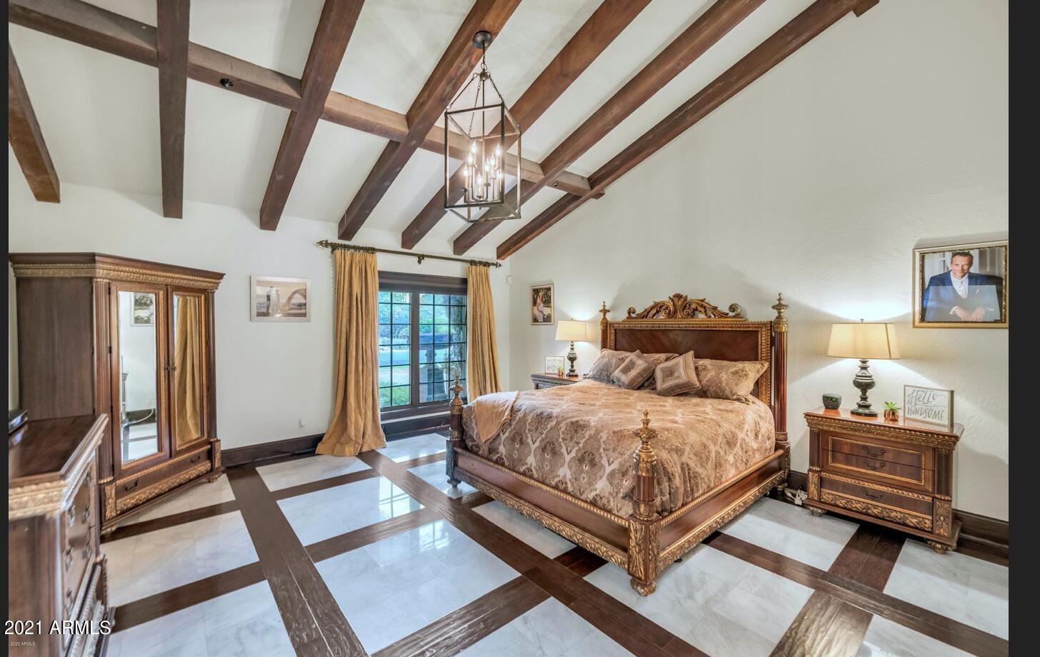 CAMELBACK COUNTRY CLUB ESTATES 5 LOTS 109 THROUGH-133 MCR 018228 - Residential
