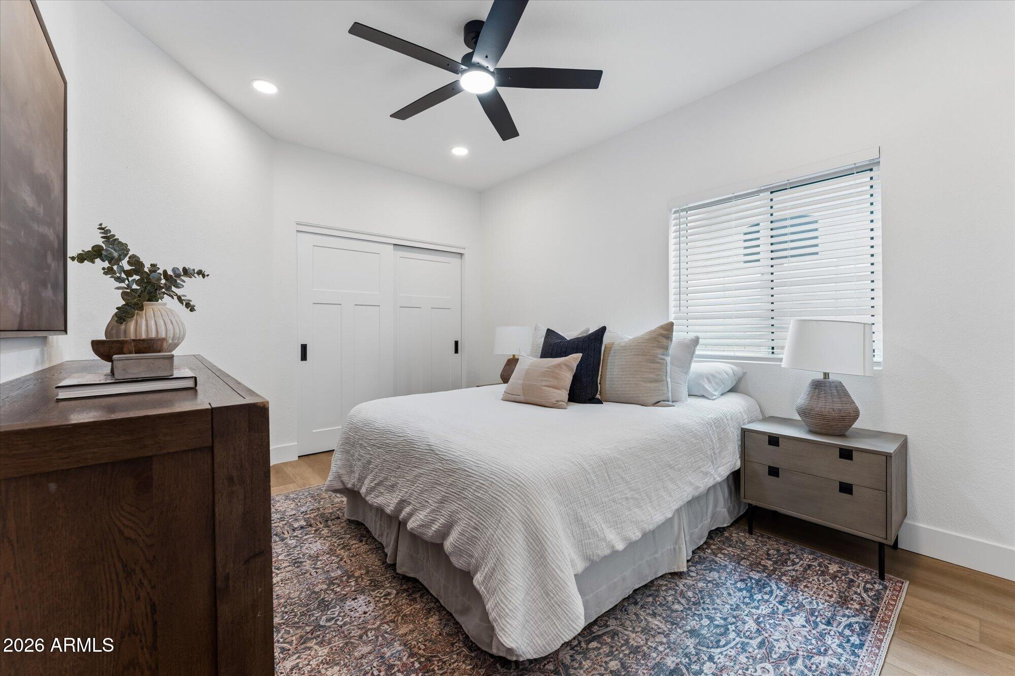 PARADISE PARK VISTA REPLAT LOT 4-29 - Residential