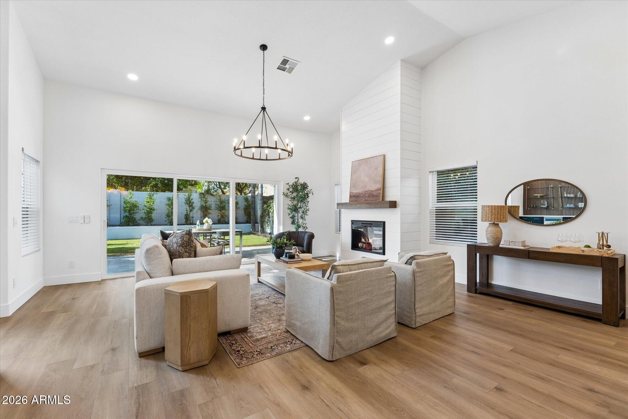 PARADISE PARK VISTA REPLAT LOT 4-29 - Residential