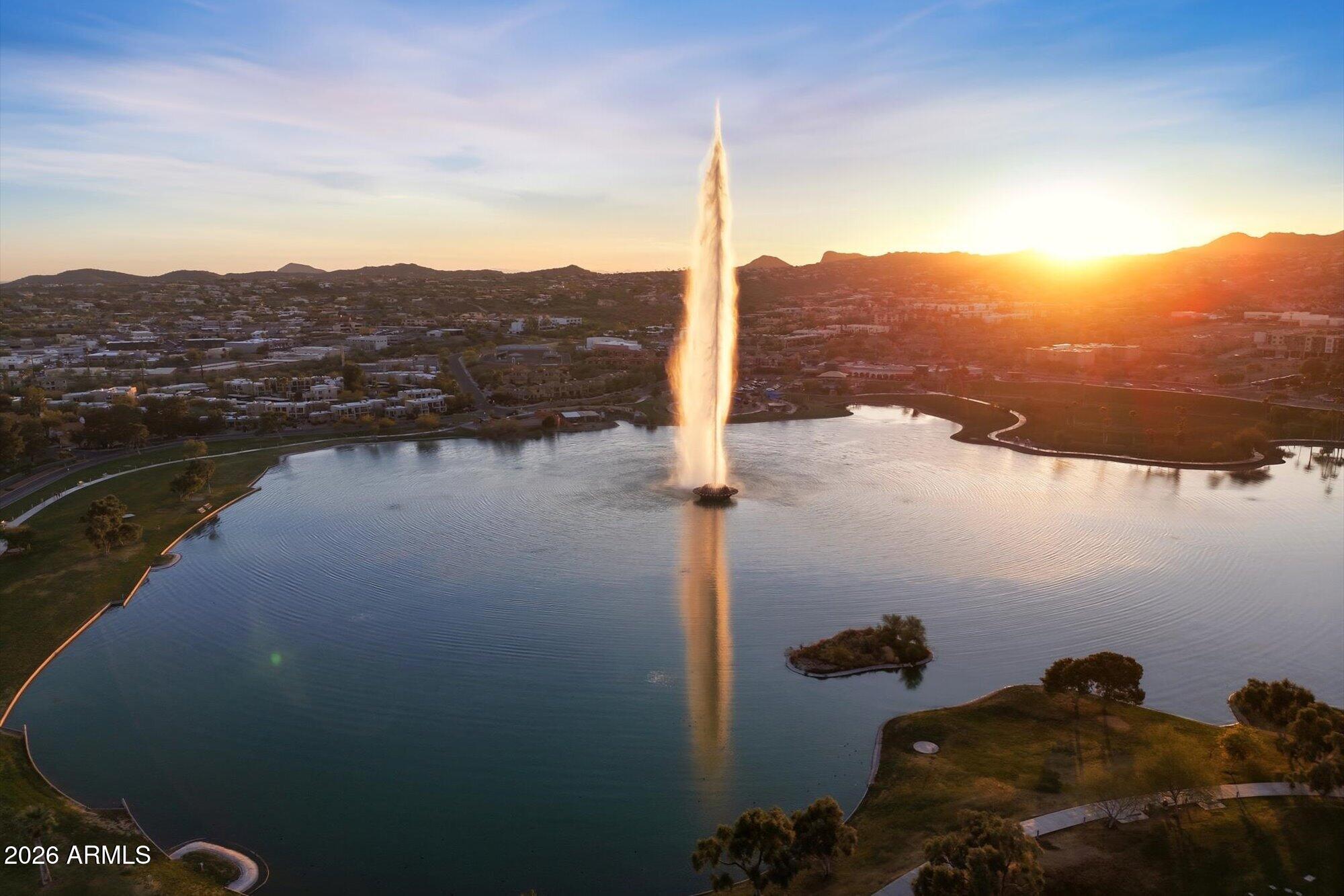 DIAMANTE DEL LAGO - Residential