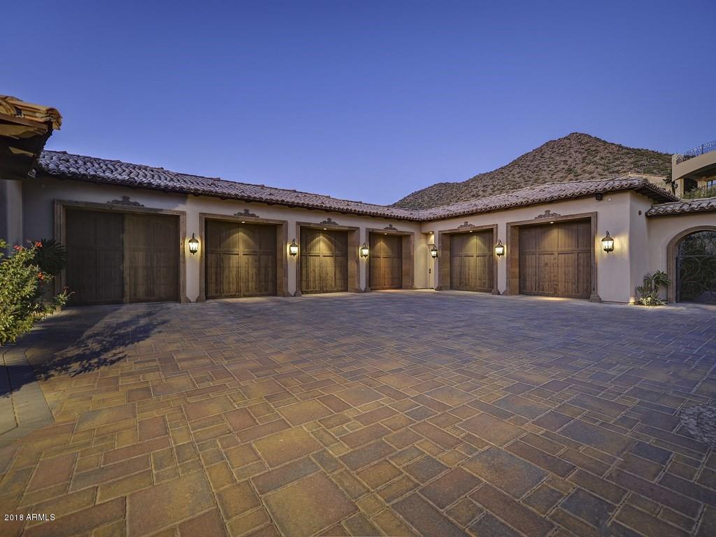 DIAMOND POINT AT LAS SENDAS MOUNTAIN - Residential