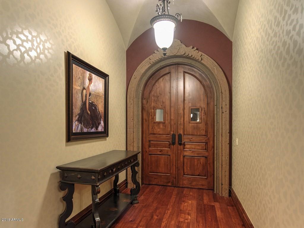 DIAMOND POINT AT LAS SENDAS MOUNTAIN - Residential