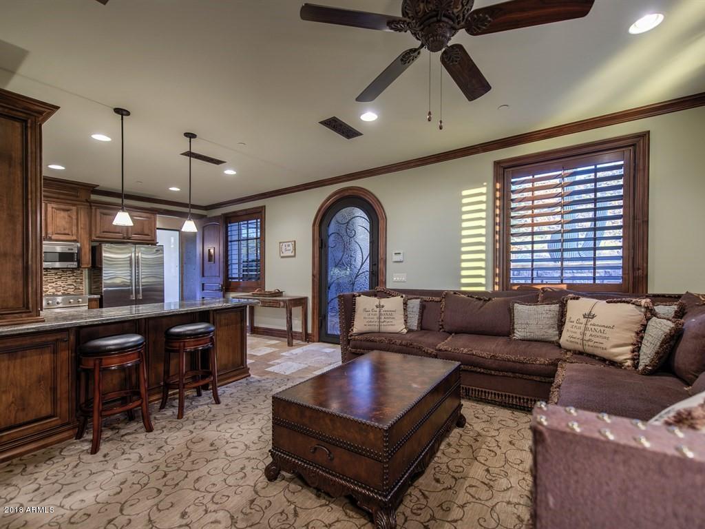 DIAMOND POINT AT LAS SENDAS MOUNTAIN - Residential
