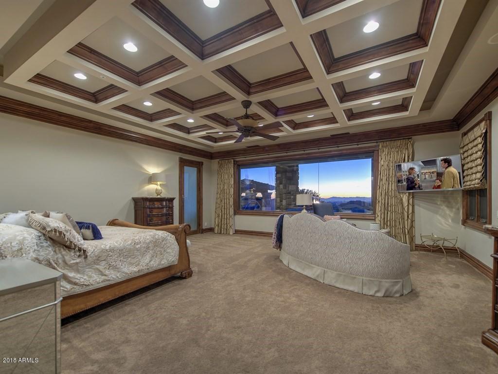 DIAMOND POINT AT LAS SENDAS MOUNTAIN - Residential