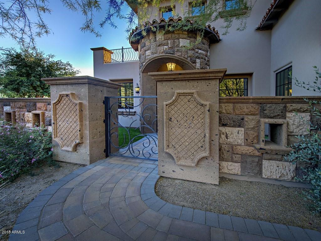 DIAMOND POINT AT LAS SENDAS MOUNTAIN - Residential