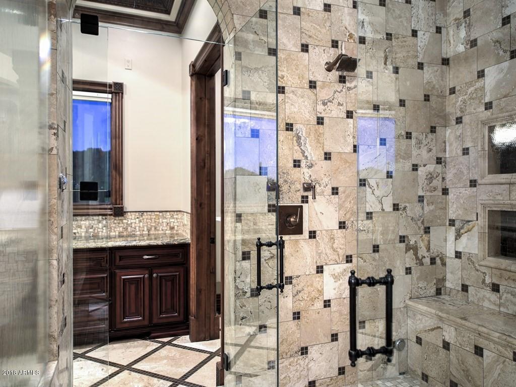 DIAMOND POINT AT LAS SENDAS MOUNTAIN - Residential