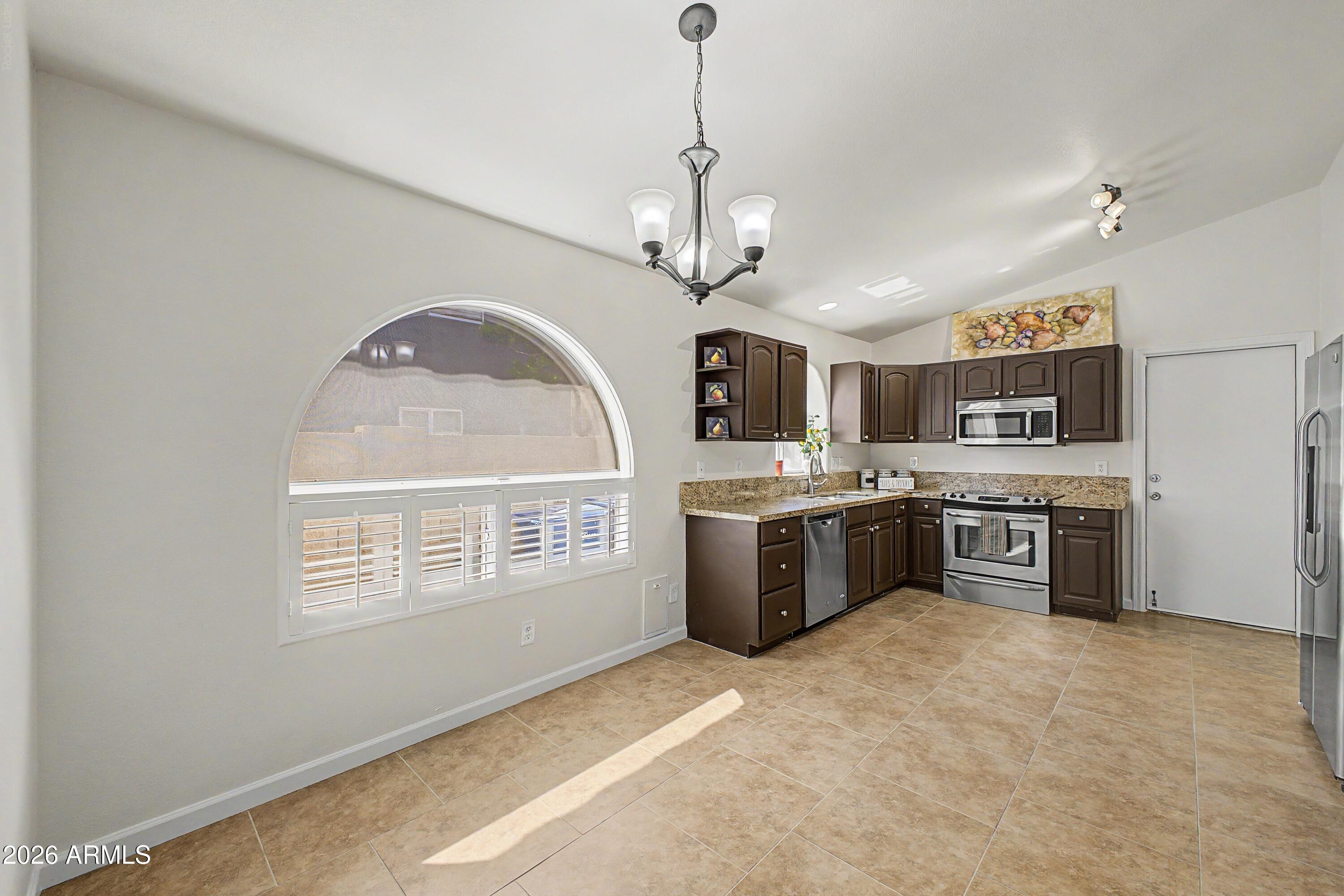 CONTINENTAL AT SUPERSTITION SPRINGS - Residential