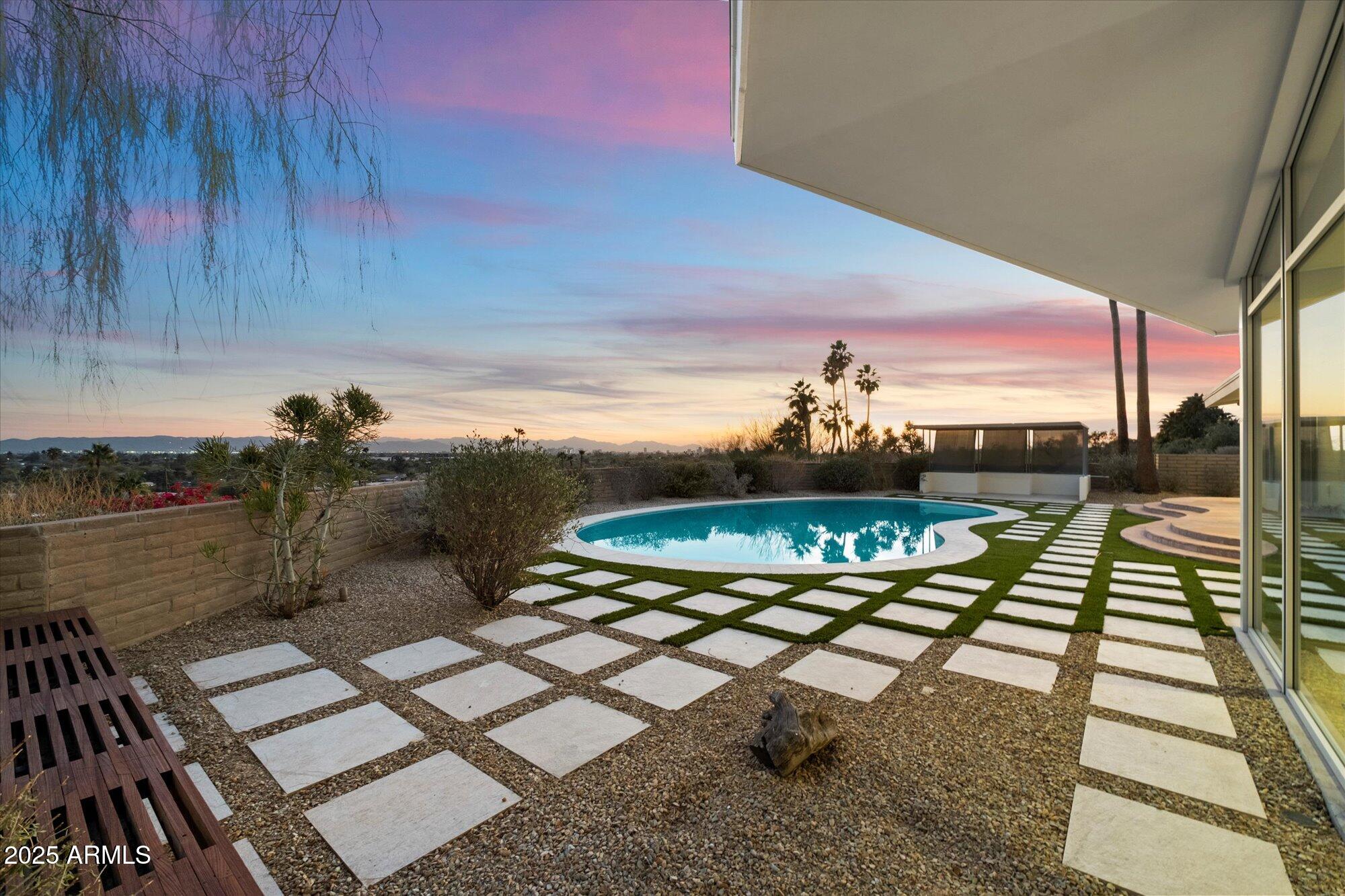 Camelback Foothills - Residential