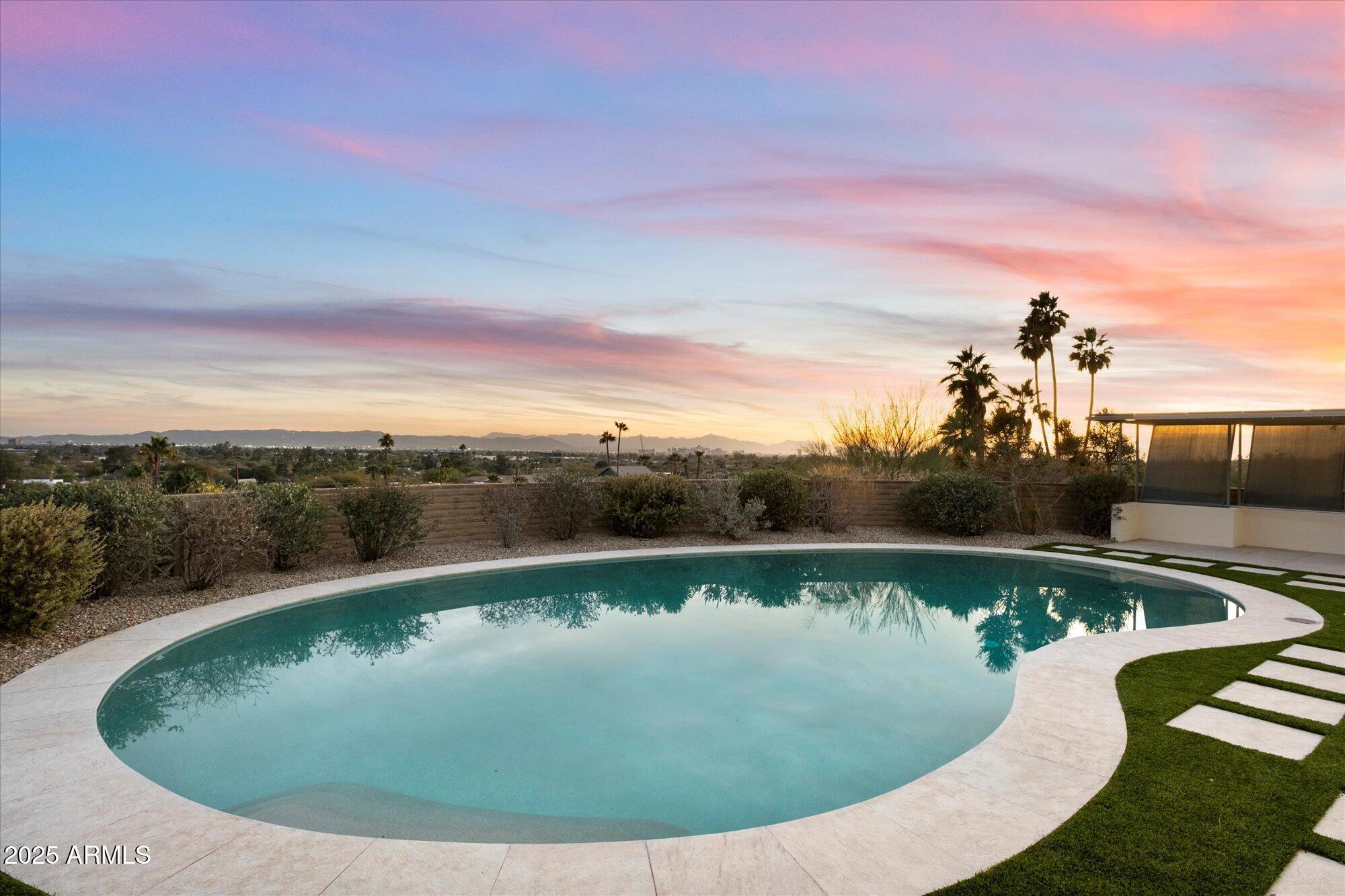 Camelback Foothills - Residential