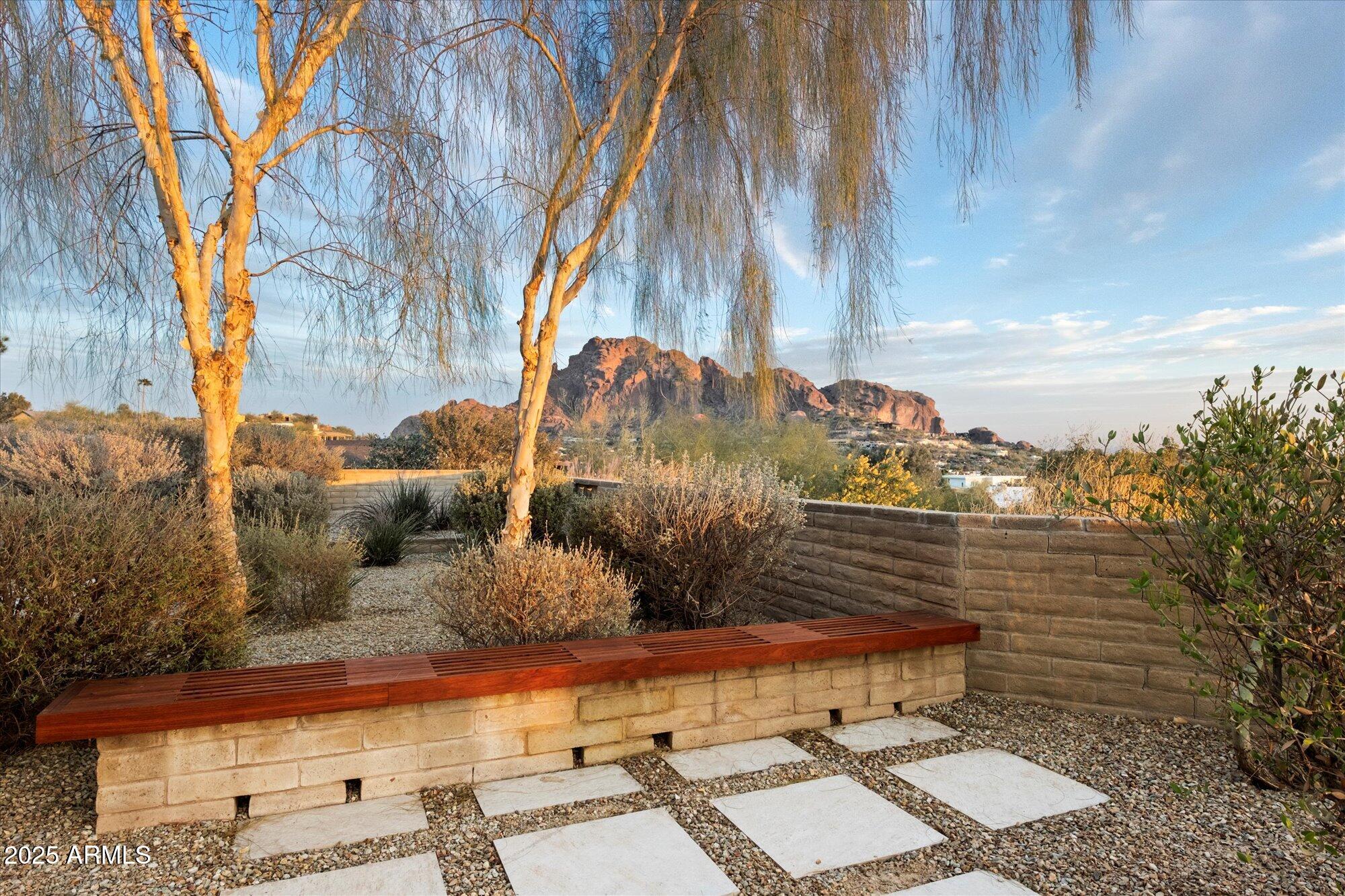 Camelback Foothills - Residential