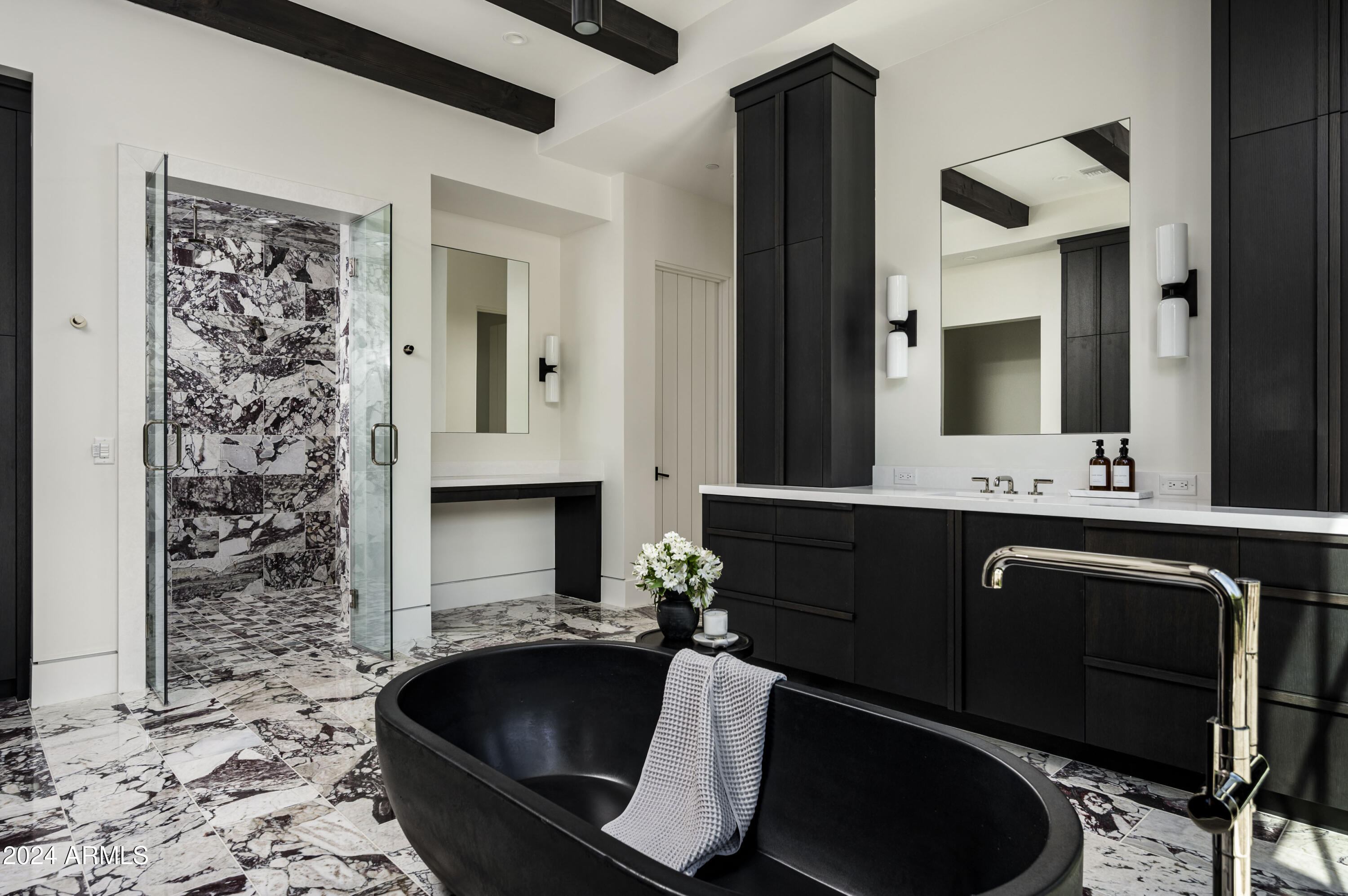 CAMELBACK COUNTRY CLUB ESTATES 4 - Residential