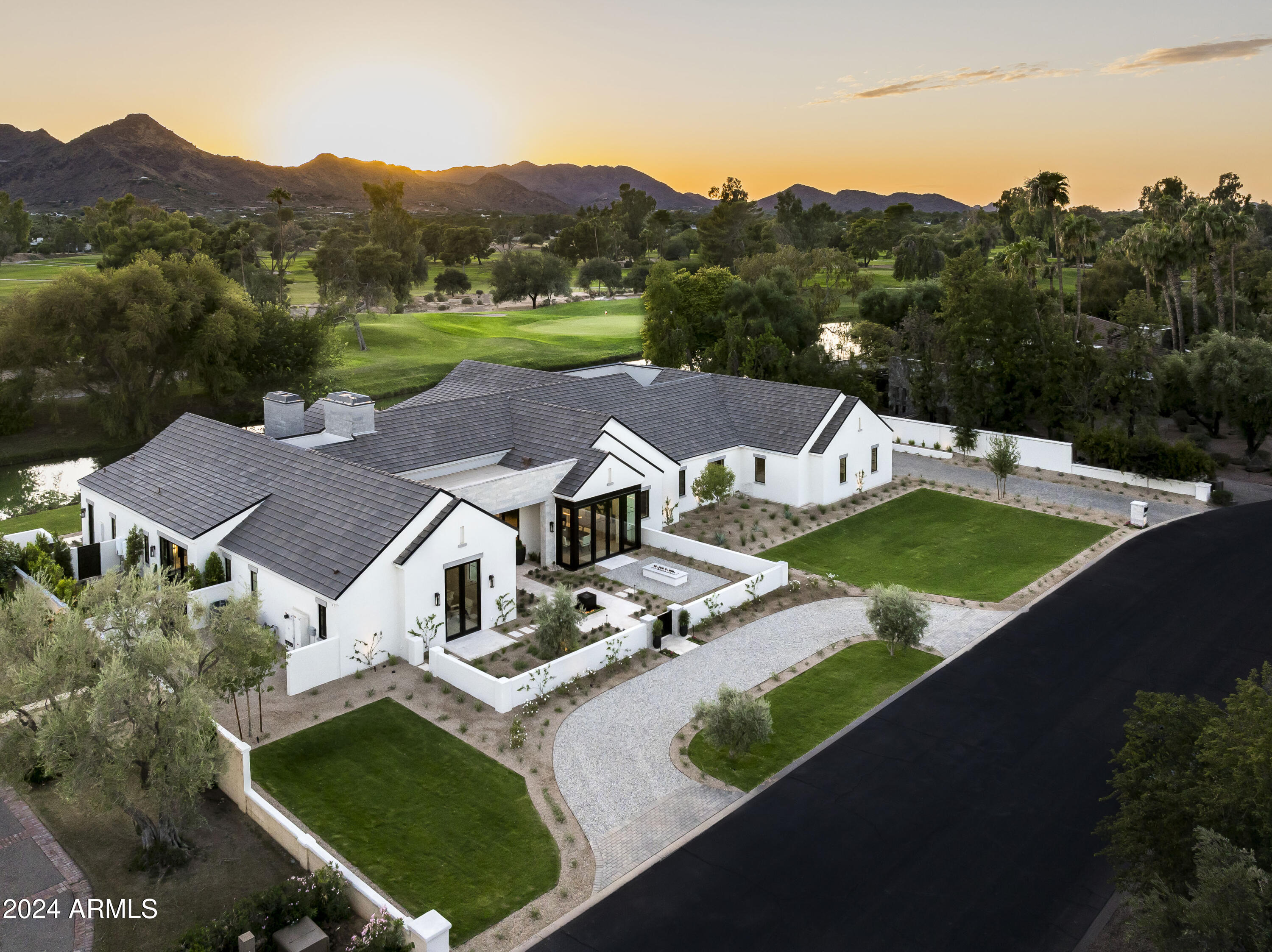 CAMELBACK COUNTRY CLUB ESTATES 4 - Residential