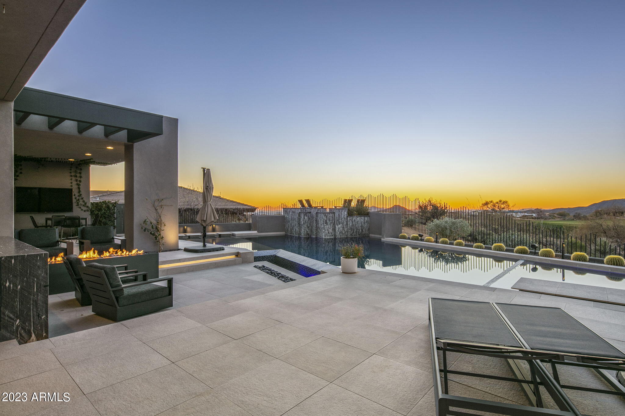 DESERT MOUNTAIN - Residential