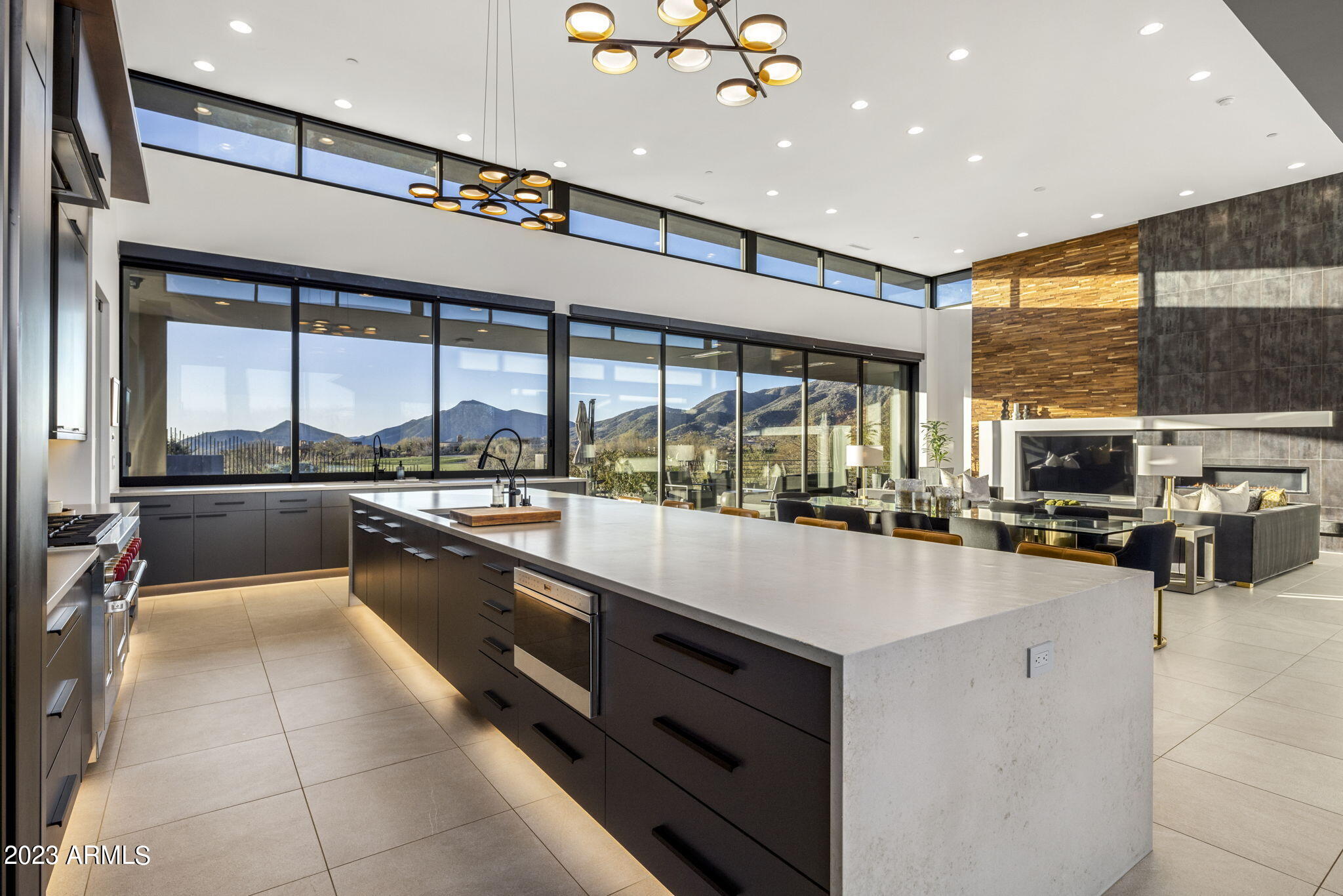 DESERT MOUNTAIN - Residential