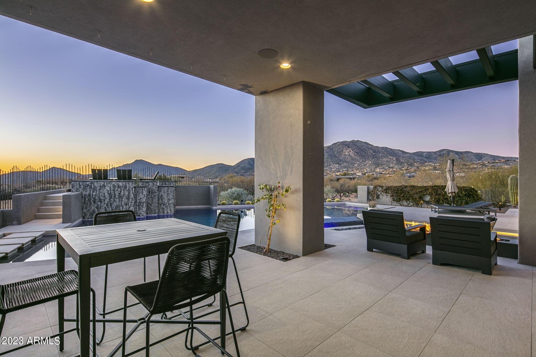 DESERT MOUNTAIN - Residential