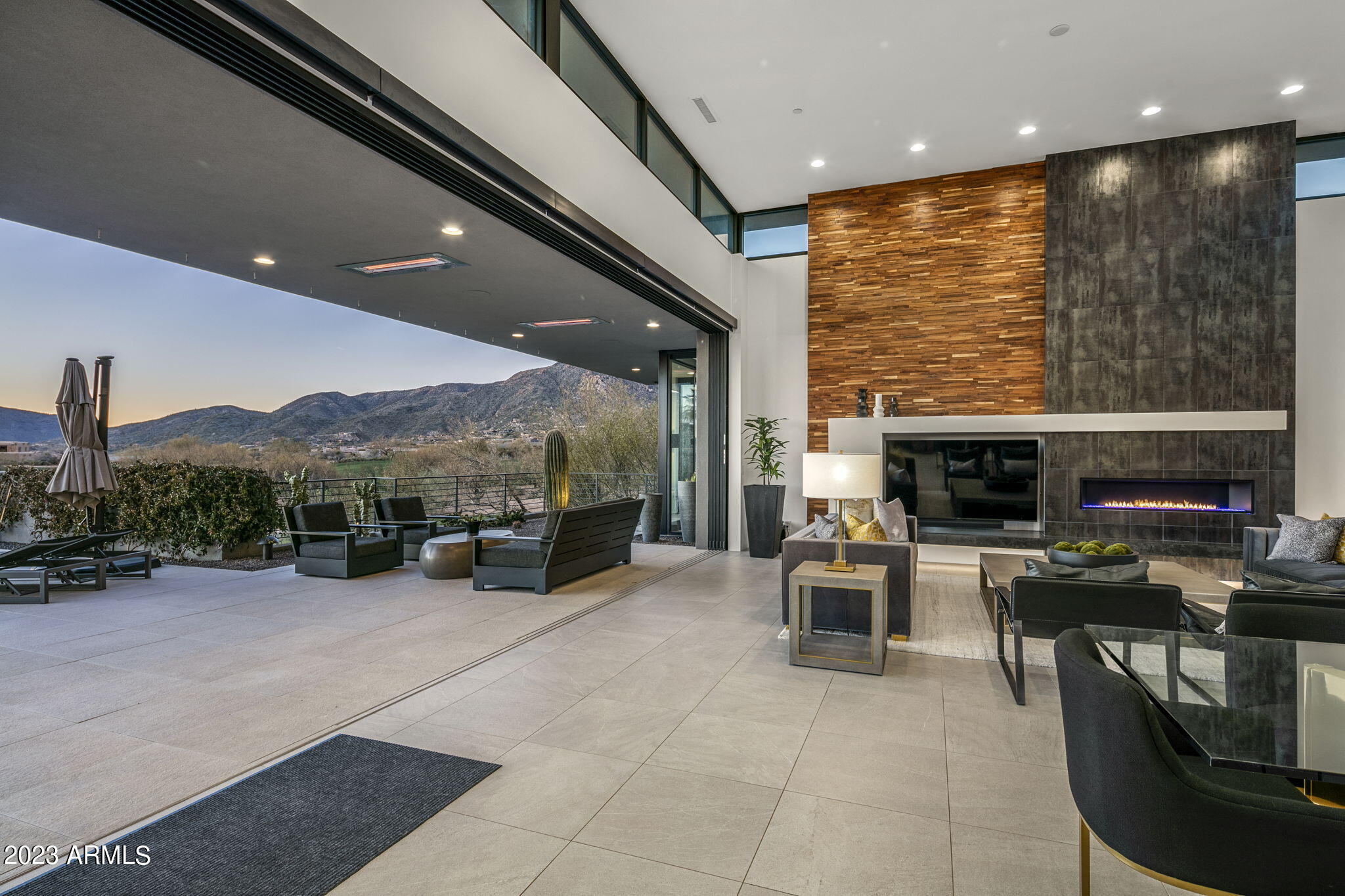 DESERT MOUNTAIN - Residential