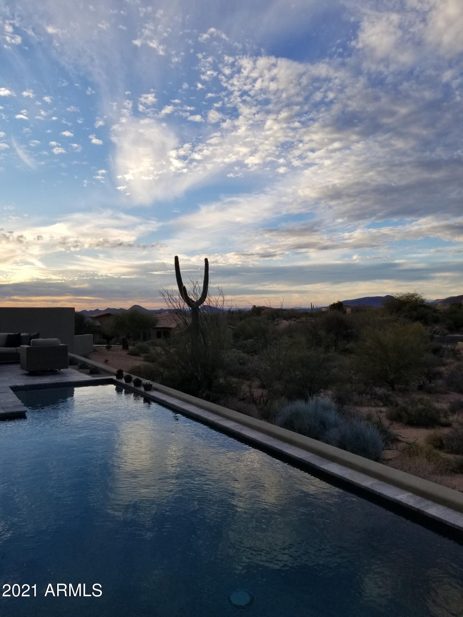 DESERT MOUNTAIN - Residential