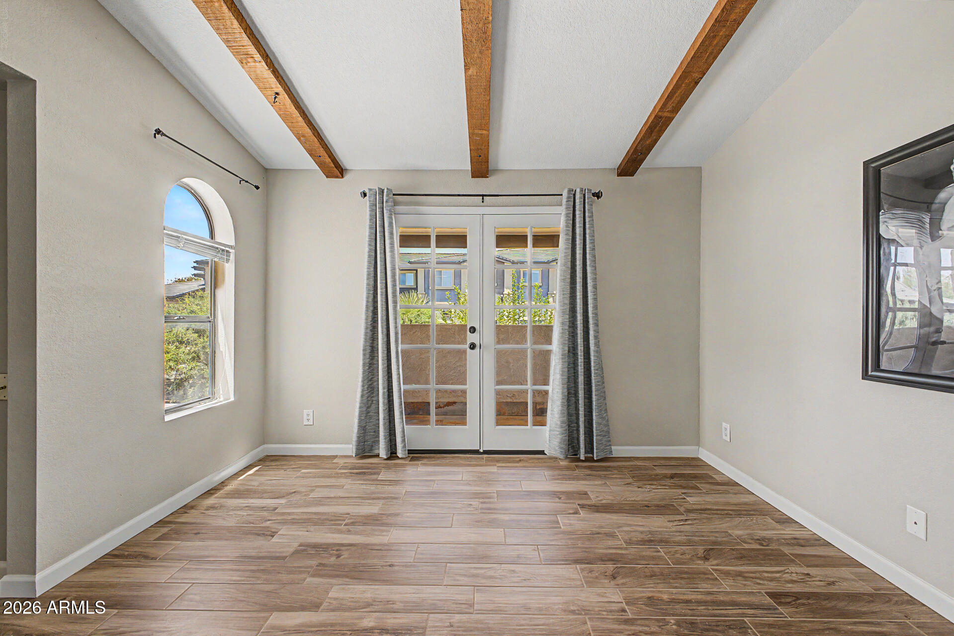 VILLA OESTE LOT 5 - Residential