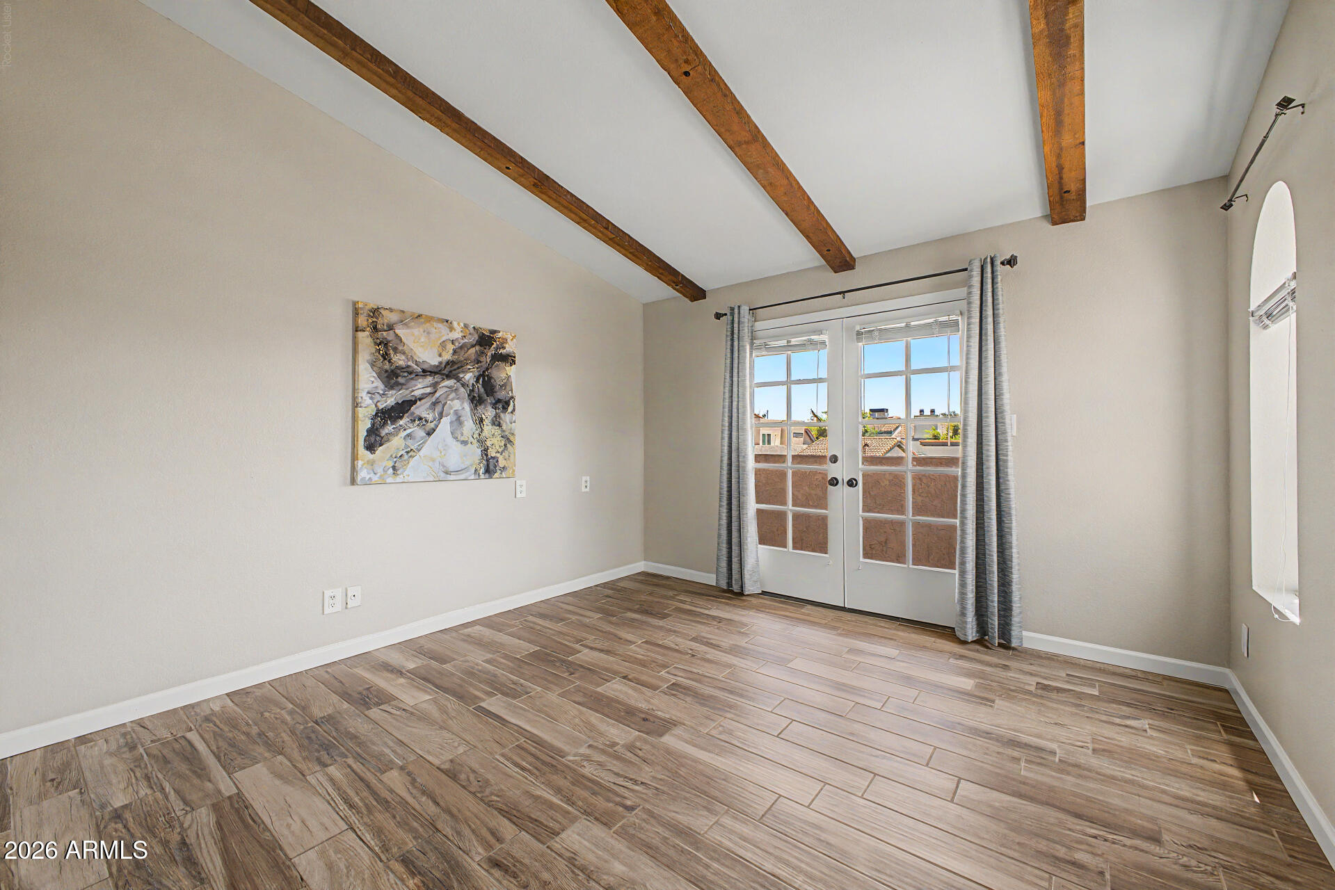 VILLA OESTE LOT 5 - Residential