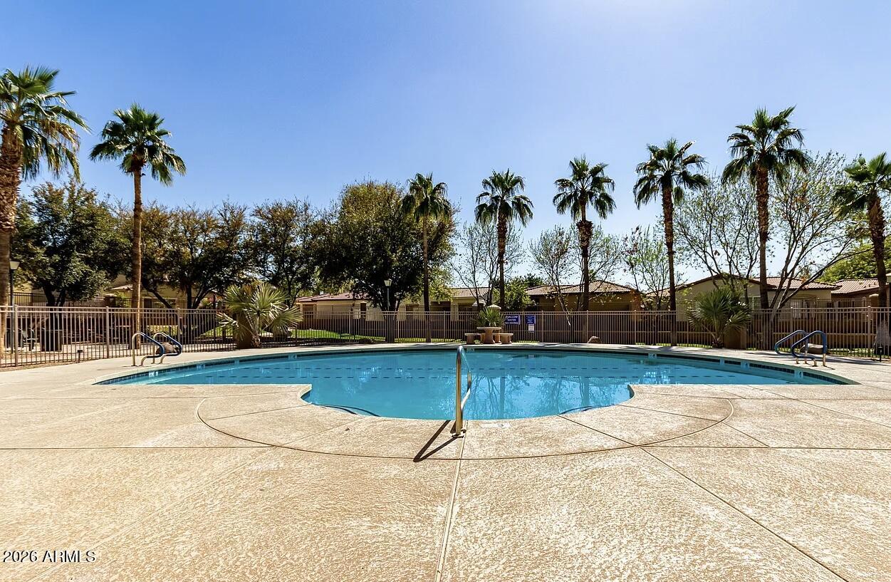 LA PALOMA - Residential