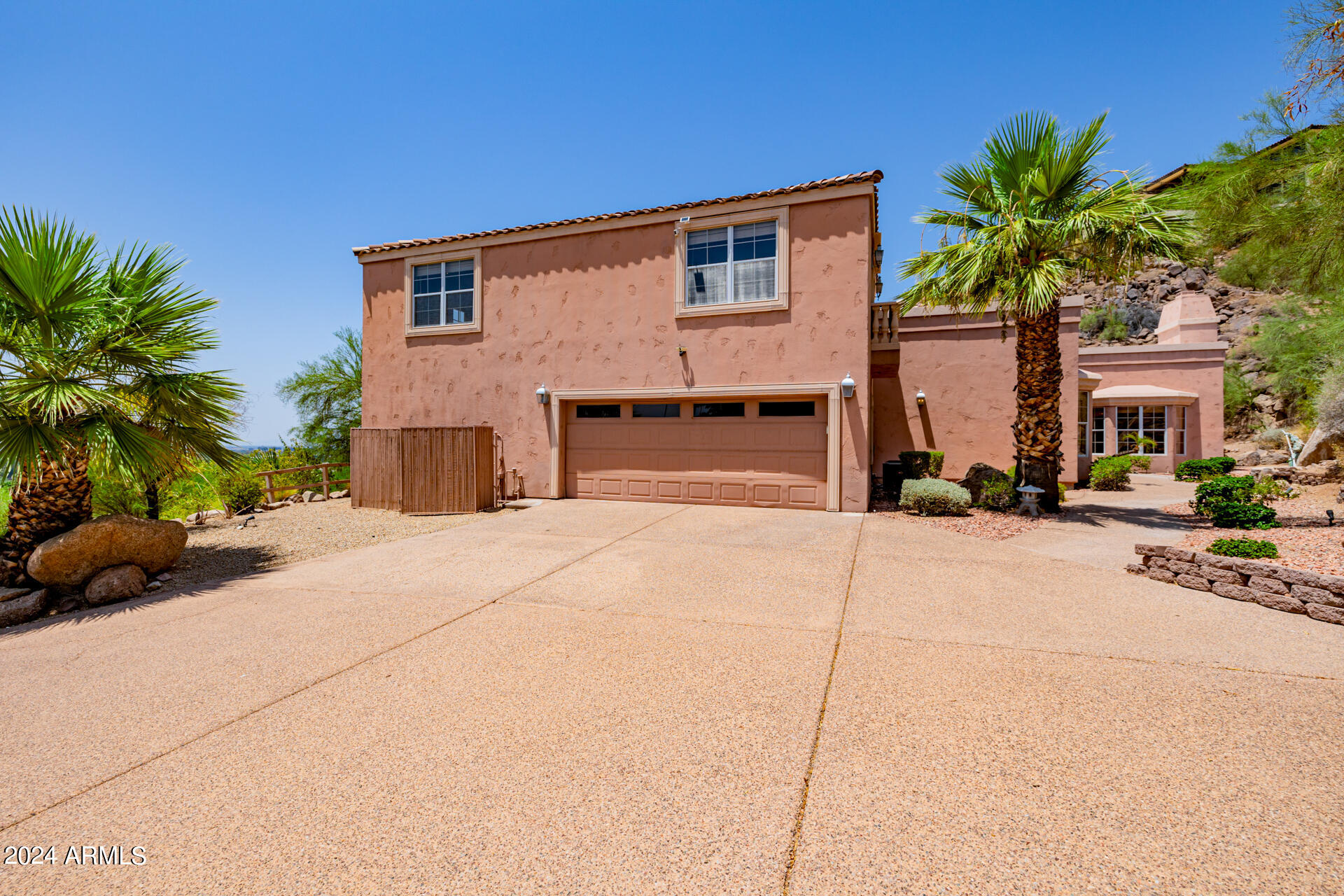COPELAND HILL - Residential