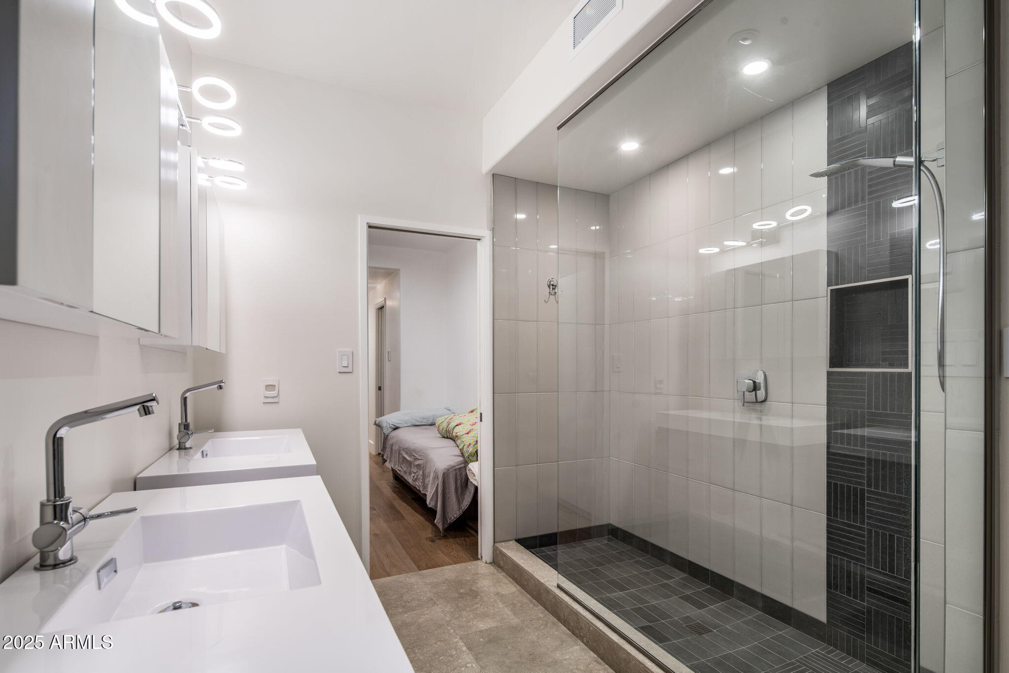 CAMELBACK COUNTRY CLUB ESTATES 3 - Residential