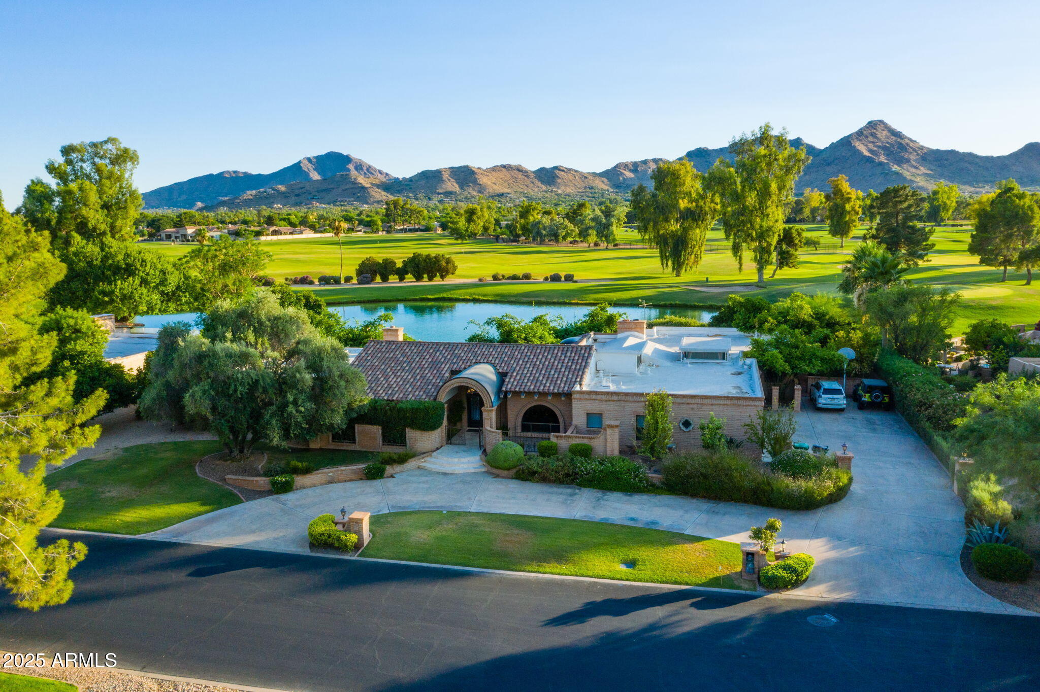 CAMELBACK COUNTRY CLUB ESTATES 3 - Residential