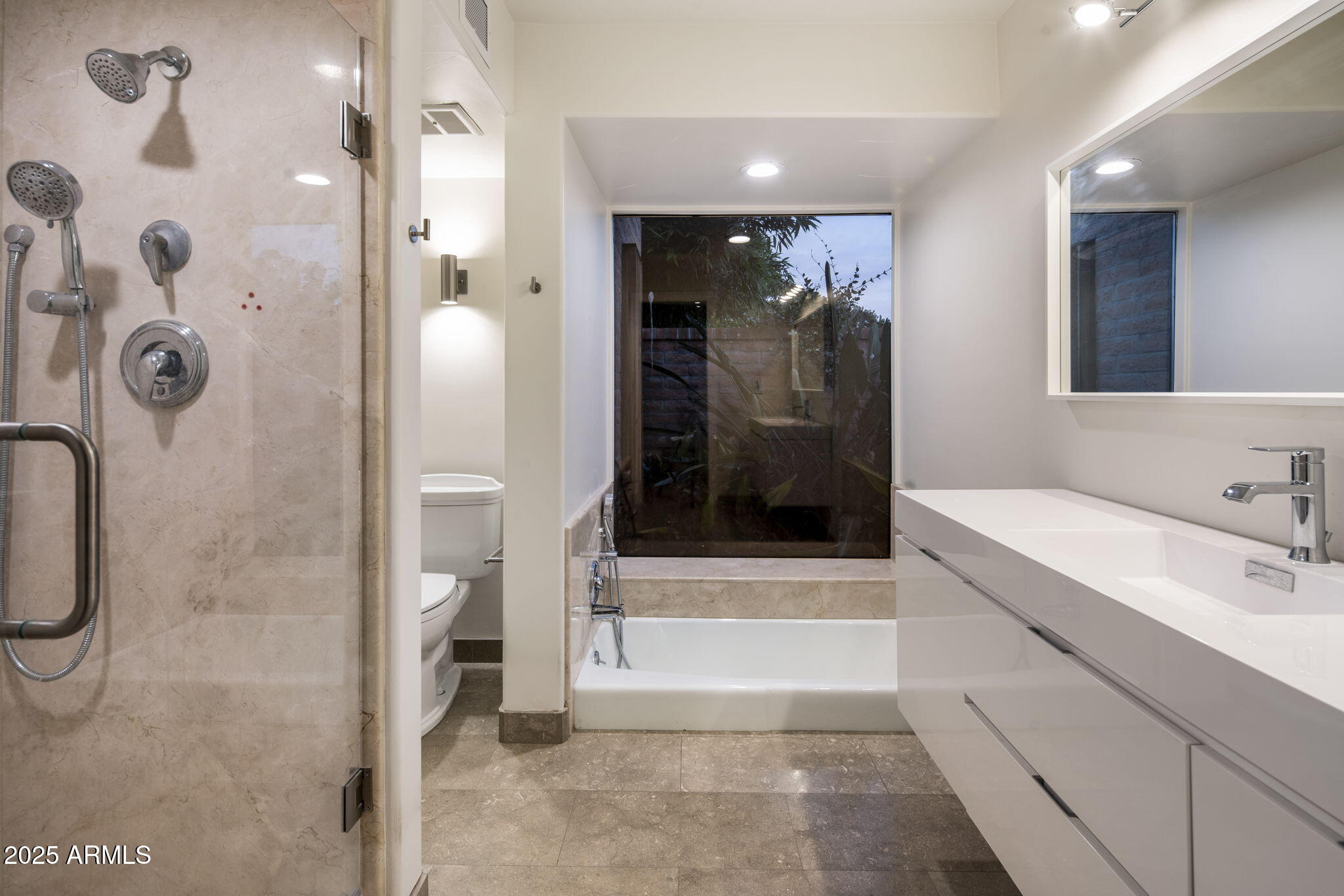 CAMELBACK COUNTRY CLUB ESTATES 3 - Residential