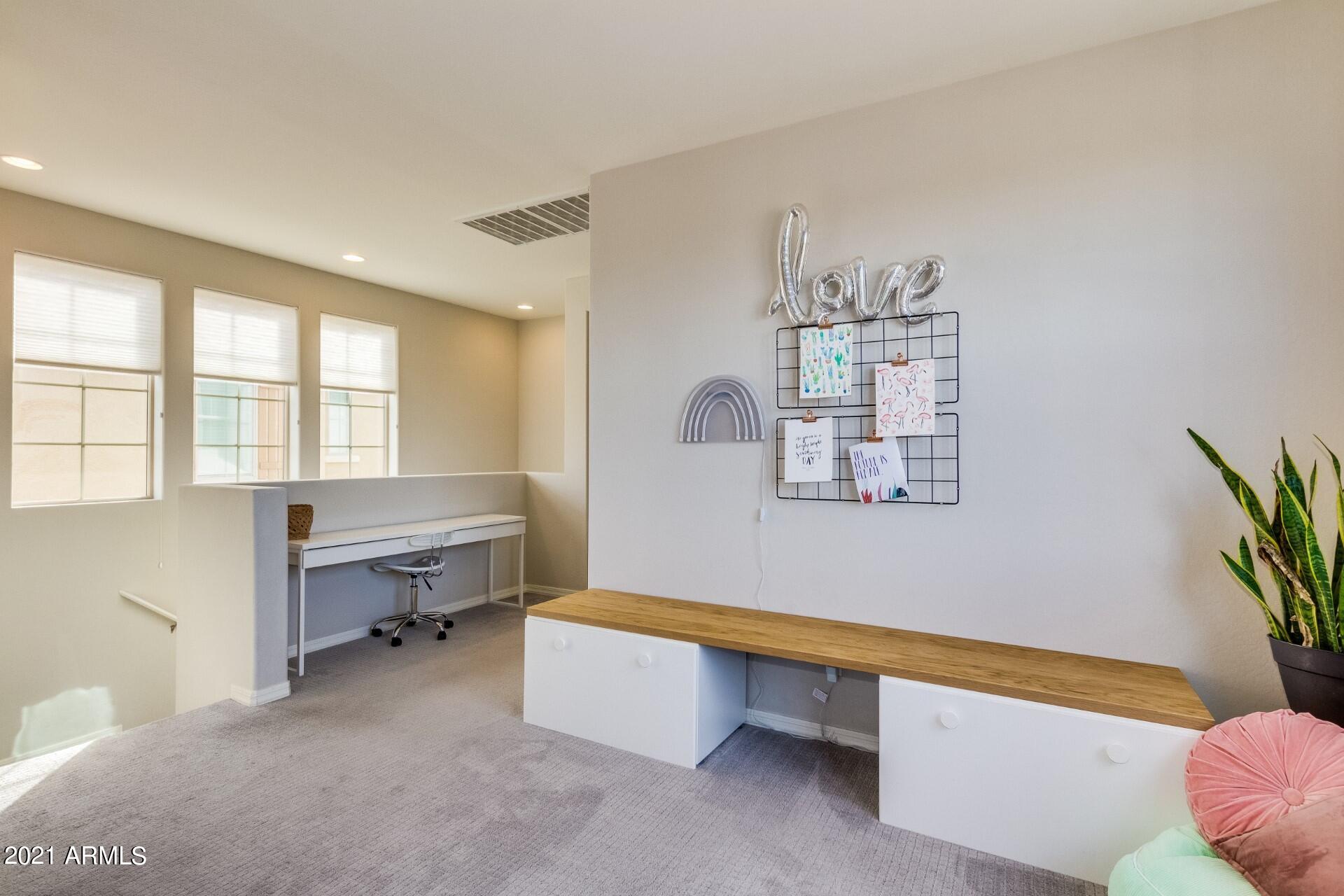 RESEDA - Residential