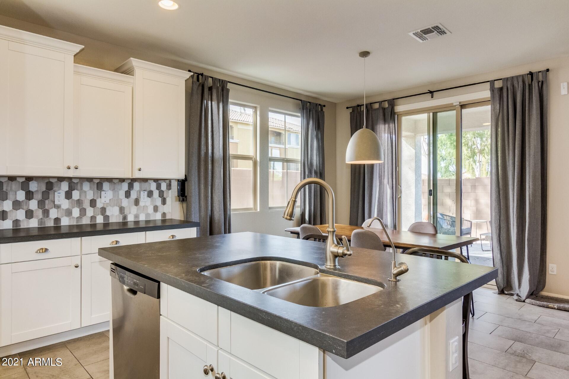 RESEDA - Residential
