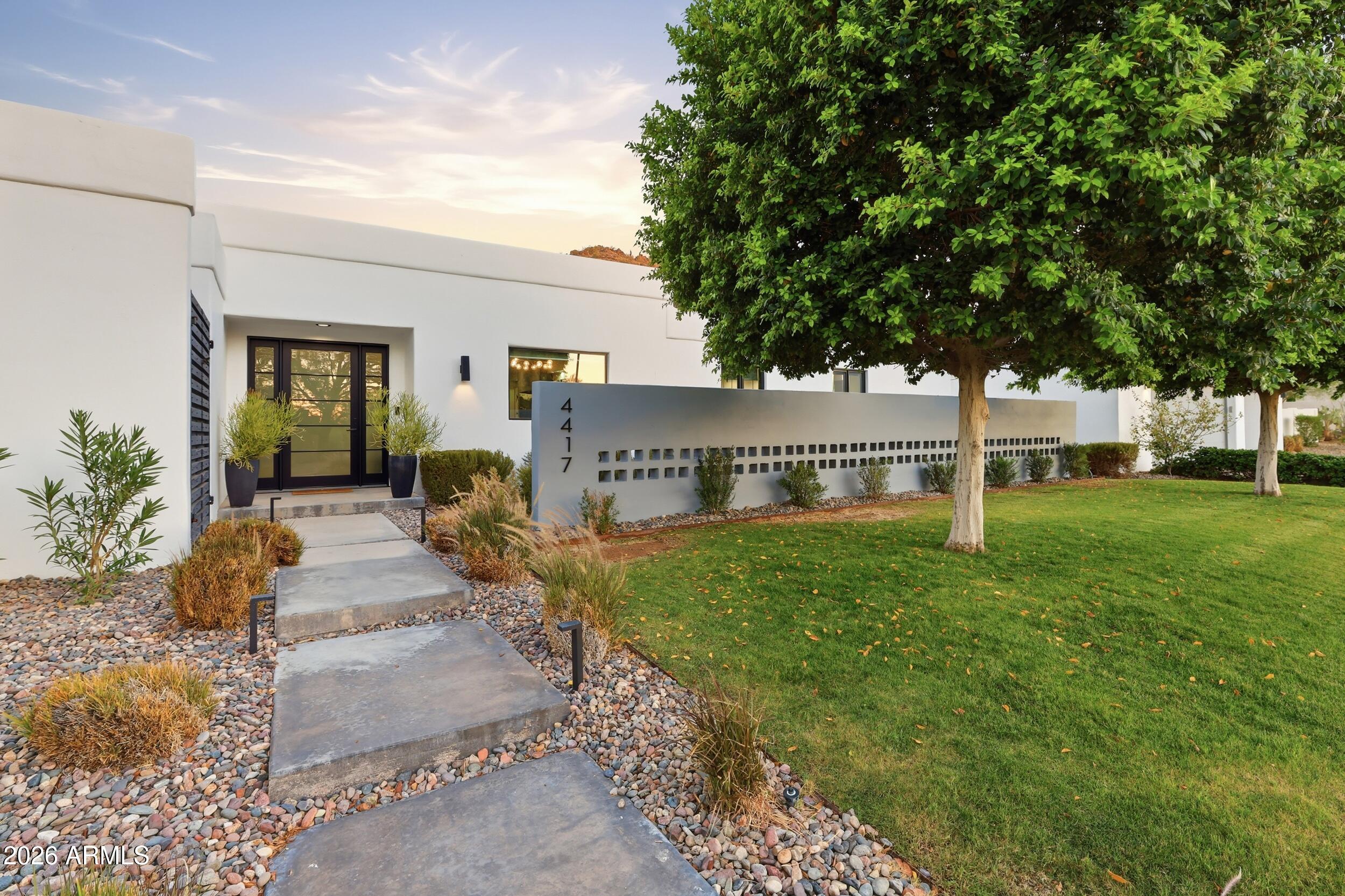 RANCHO ALTA VIDA - Residential